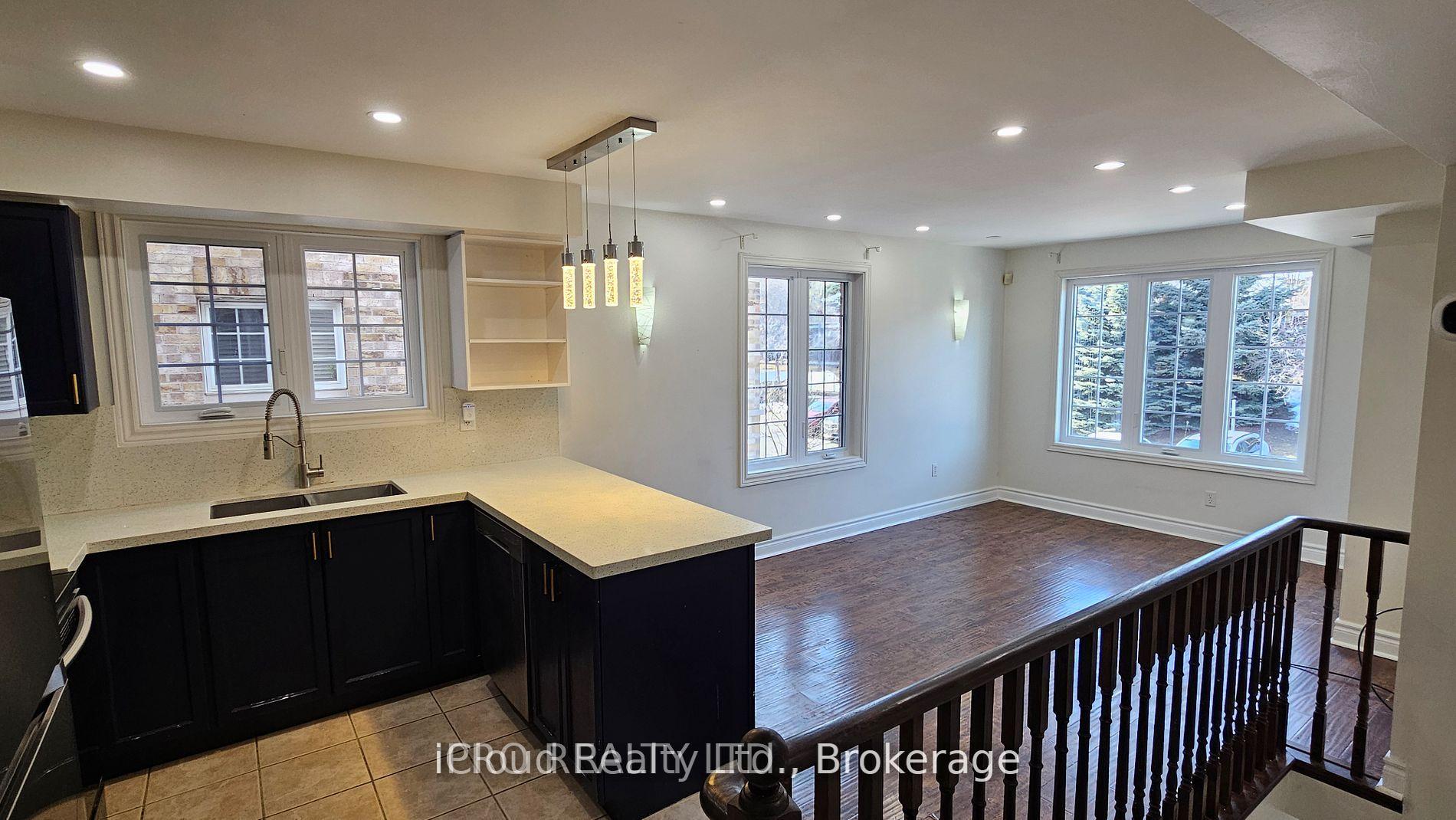 Photo 3 of Unit 113, 42 Pinery Trail, Scarborough, Malvern — HOMEH