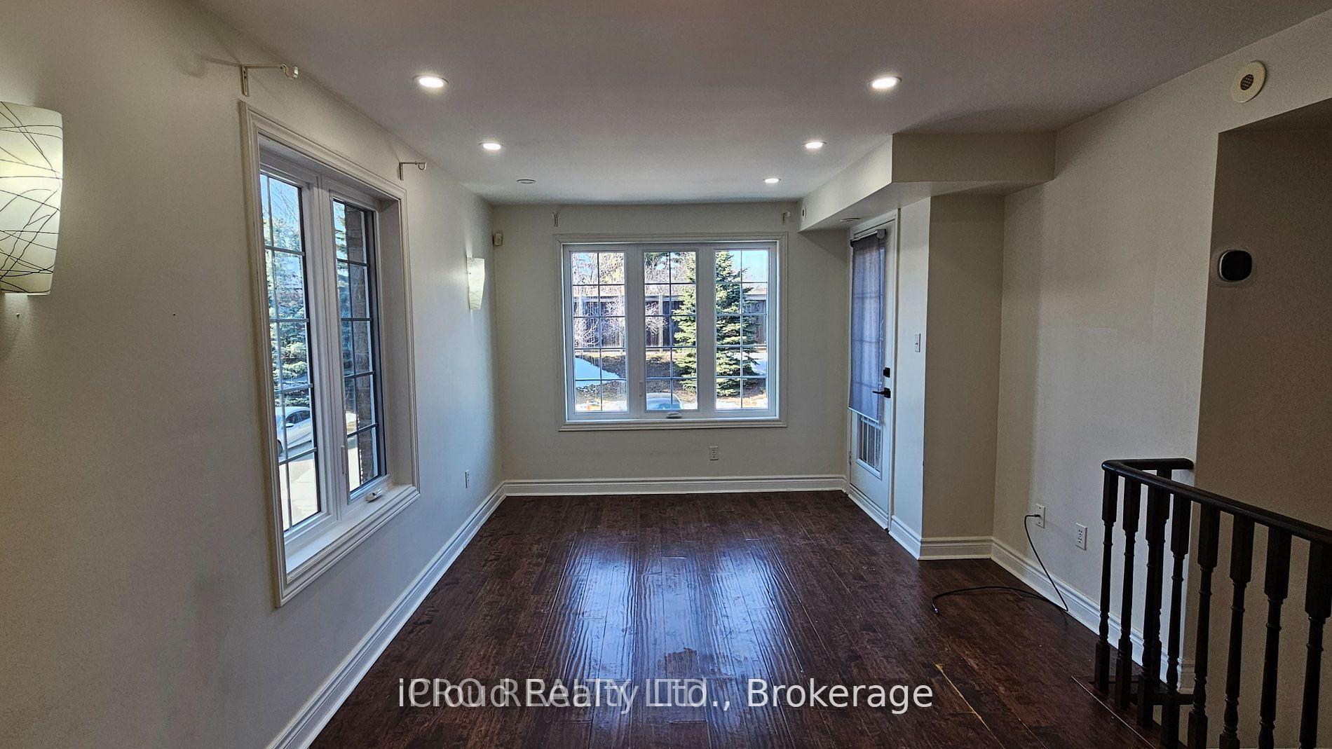 Photo 4 of Unit 113, 42 Pinery Trail, Scarborough, Malvern — HOMEH