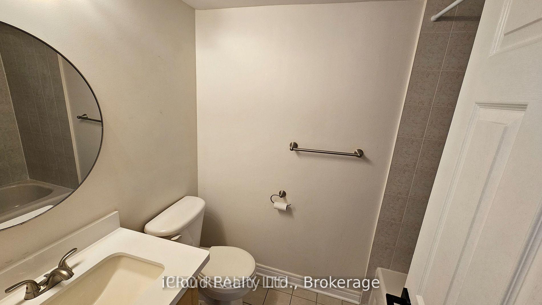 Photo 8 of Unit 113, 42 Pinery Trail, Scarborough, Malvern — HOMEH