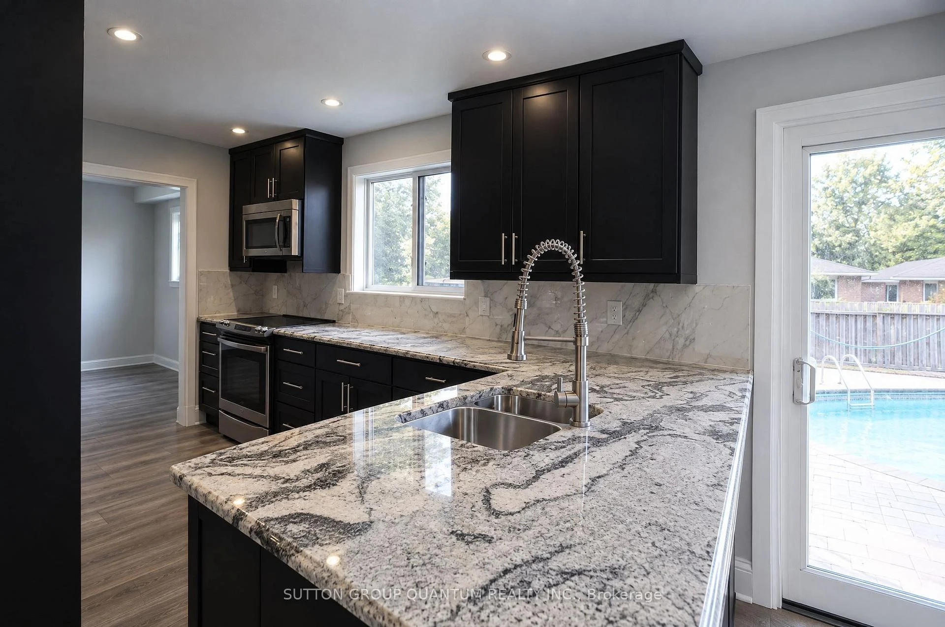 Photo 8 of 1237 Sycamore Drive, Burlington, Palmer — HOMEH