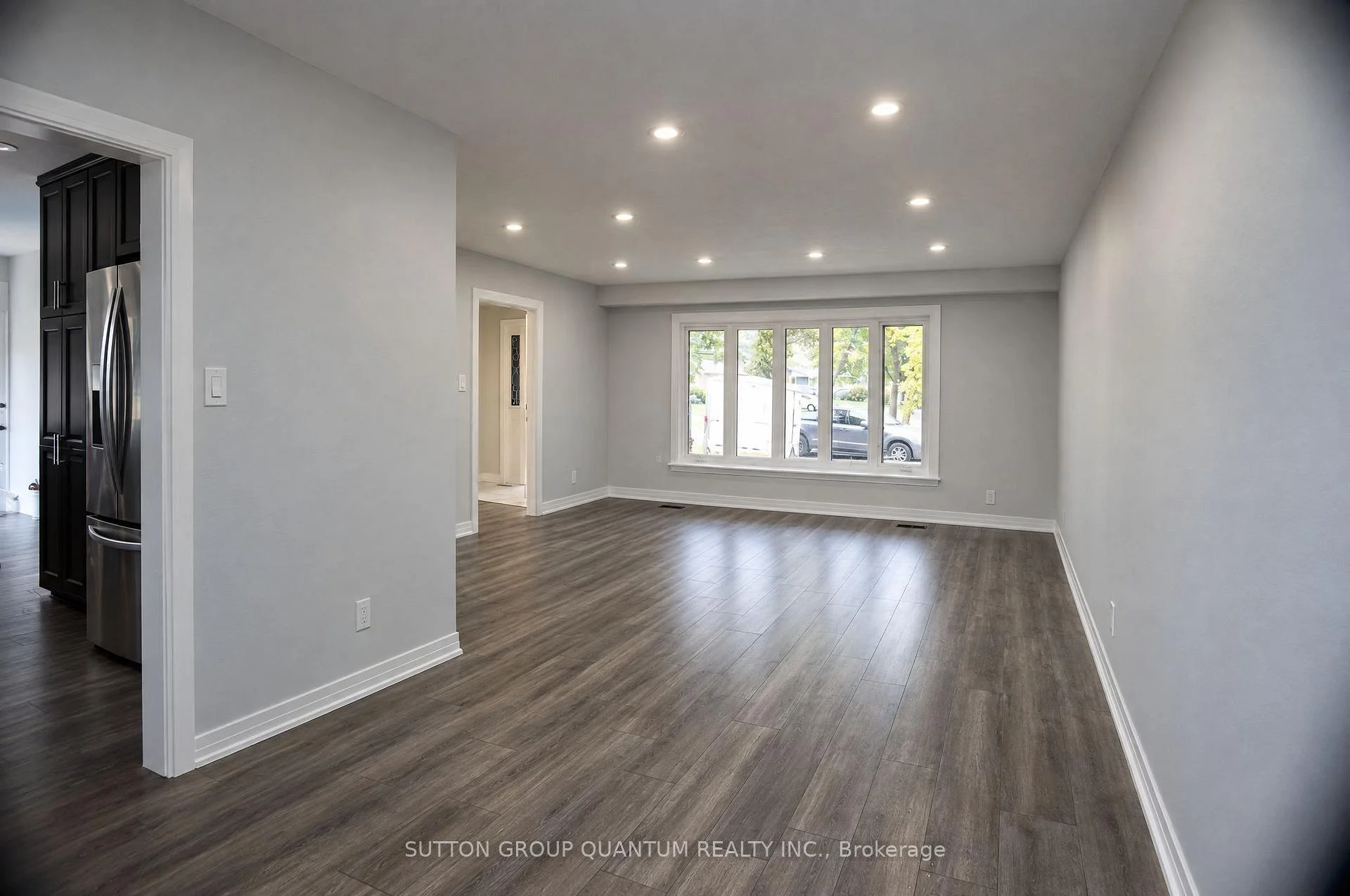 Photo 11 of 1237 Sycamore Drive, Burlington, Palmer — HOMEH