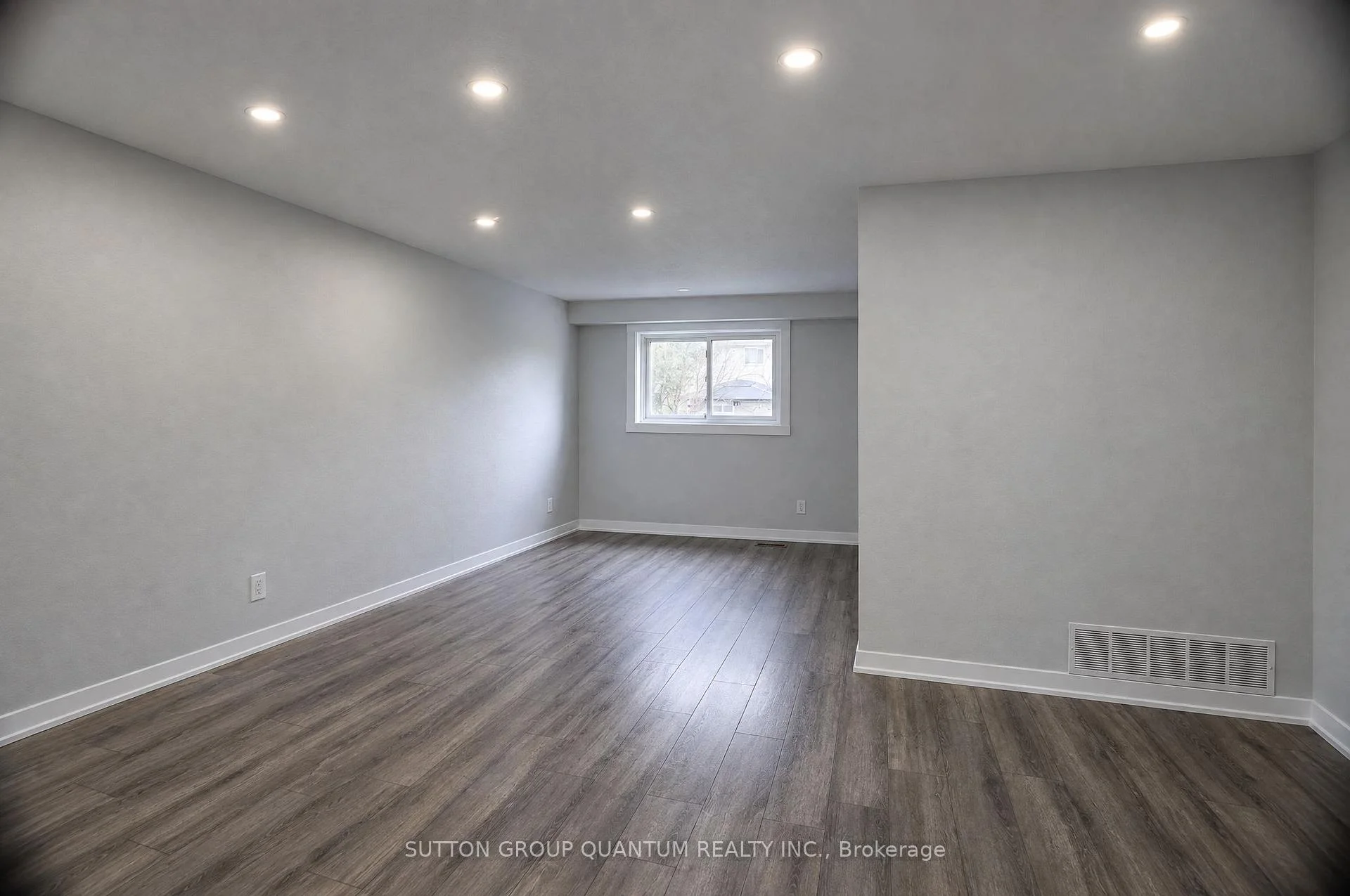 Photo 16 of 1237 Sycamore Drive, Burlington, Palmer — HOMEH