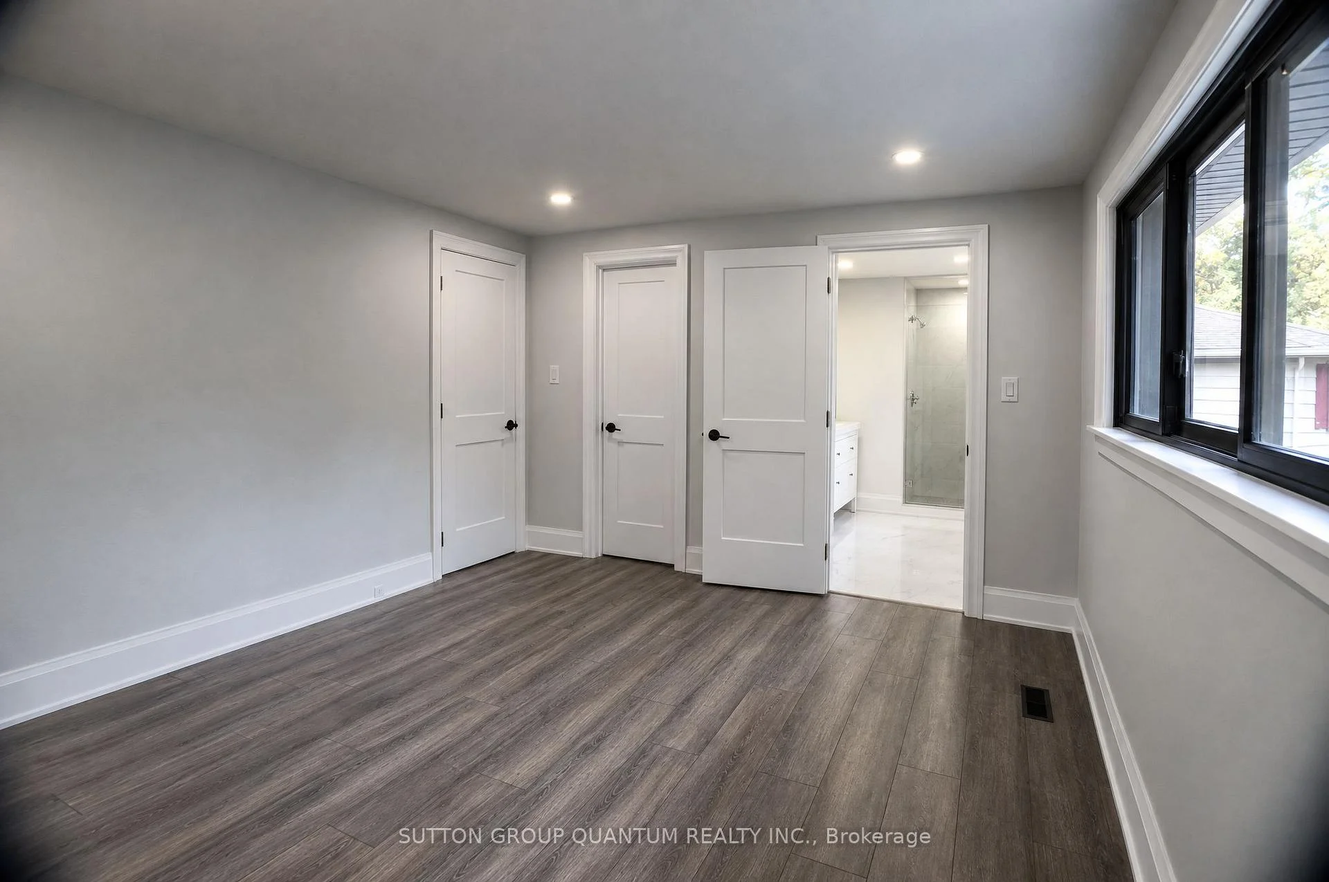 Photo 21 of 1237 Sycamore Drive, Burlington, Palmer — HOMEH