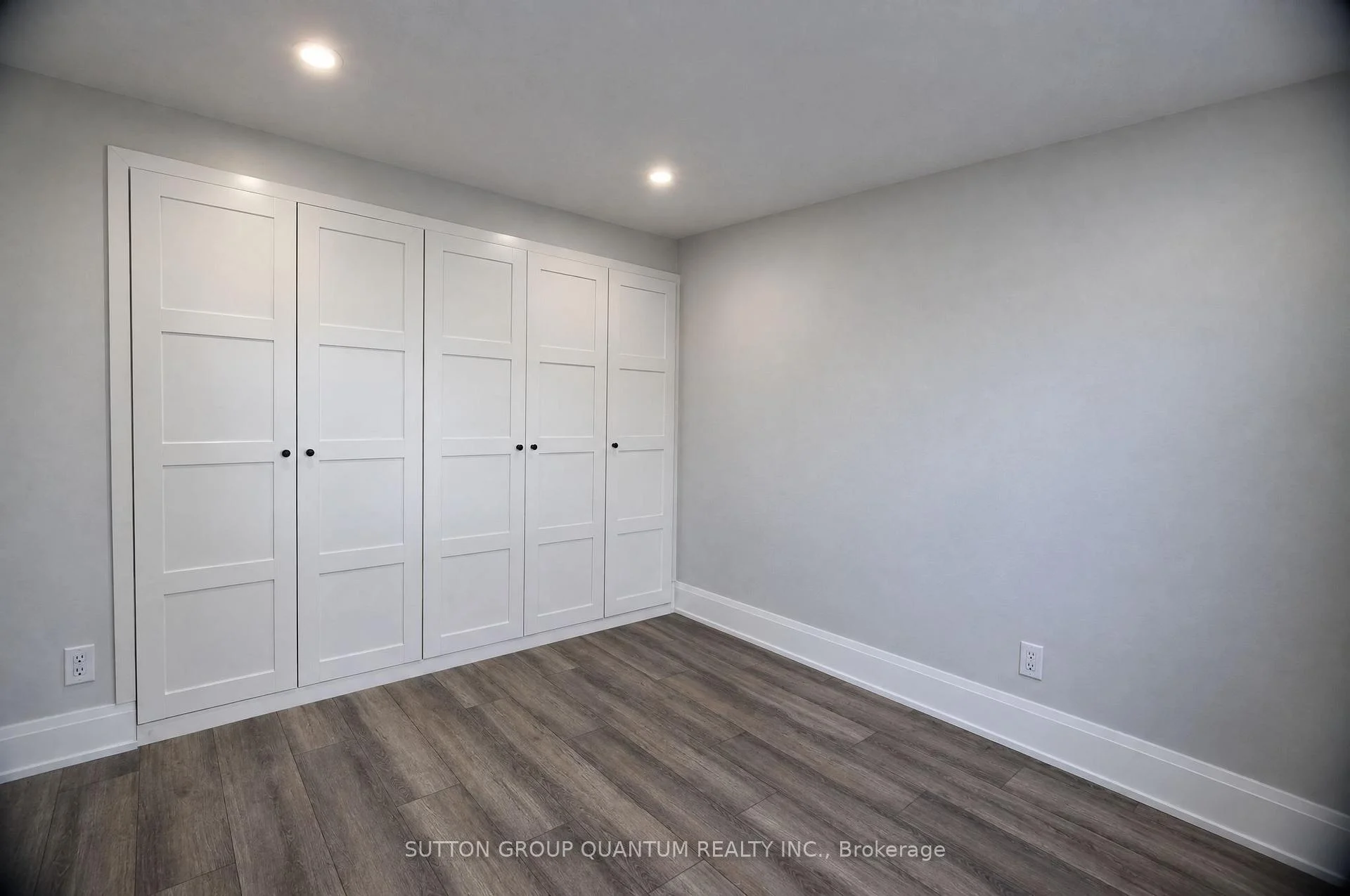 Photo 25 of 1237 Sycamore Drive, Burlington, Palmer — HOMEH
