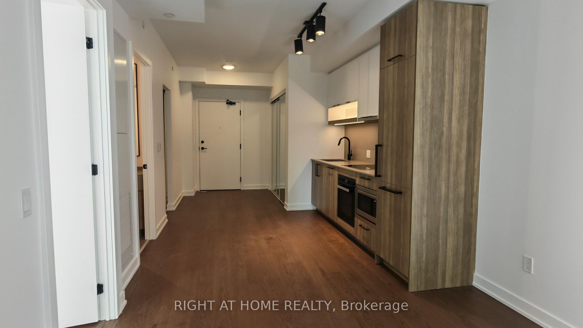Photo of Unit 1205, 91 Montclair Avenue