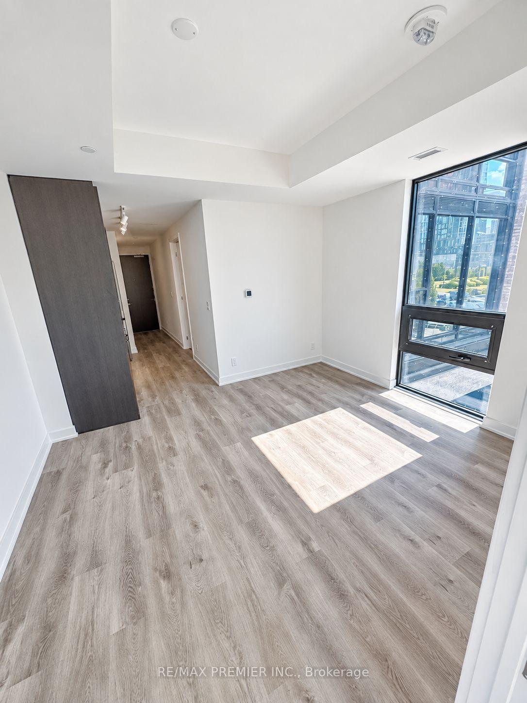 Photo 11 of Unit 301, 91 John Street, Hamilton, Corktown — HOMEH