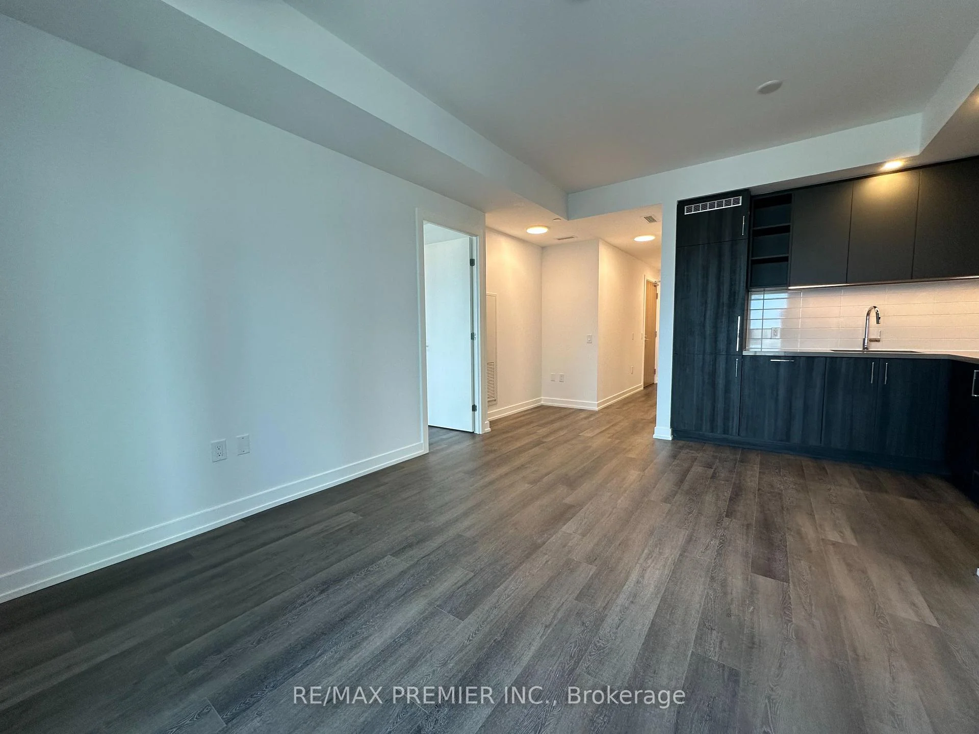 Photo 15 of Unit 1501, 5 Meadowdale Road, Vaughan, Vaughan Corporate Centre — HOMEH