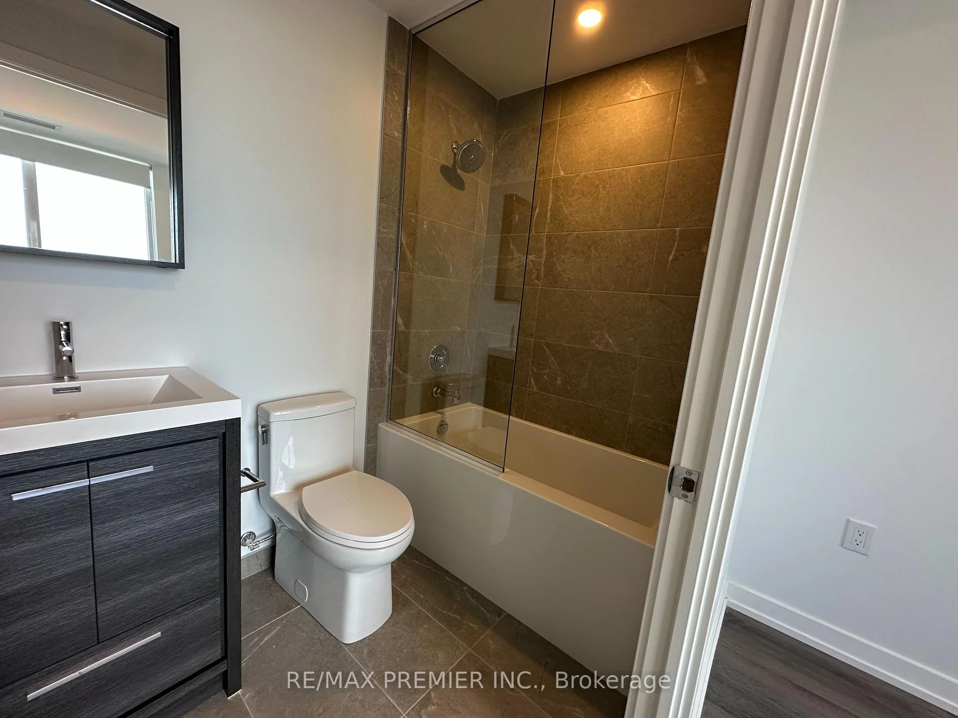 Photo 18 of Unit 1501, 5 Meadowdale Road, Vaughan, Vaughan Corporate Centre — HOMEH