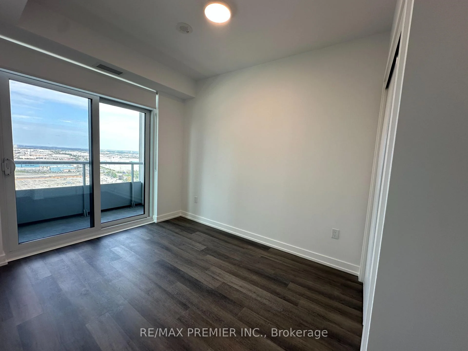 Photo 22 of Unit 1501, 5 Meadowdale Road, Vaughan, Vaughan Corporate Centre — HOMEH