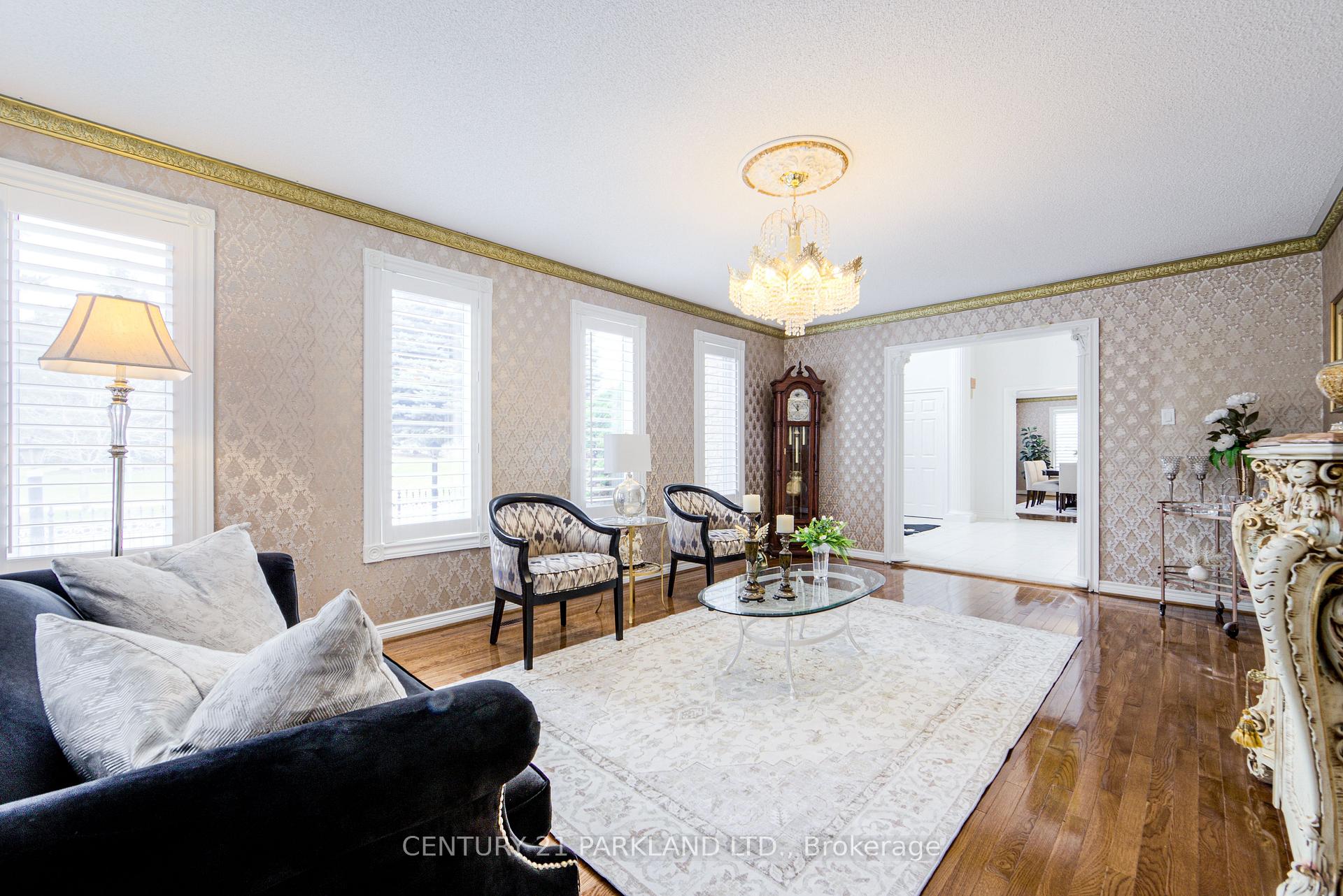 Photo 6 of 1 Radley Street, Vaughan, East Woodbridge — HOMEH
