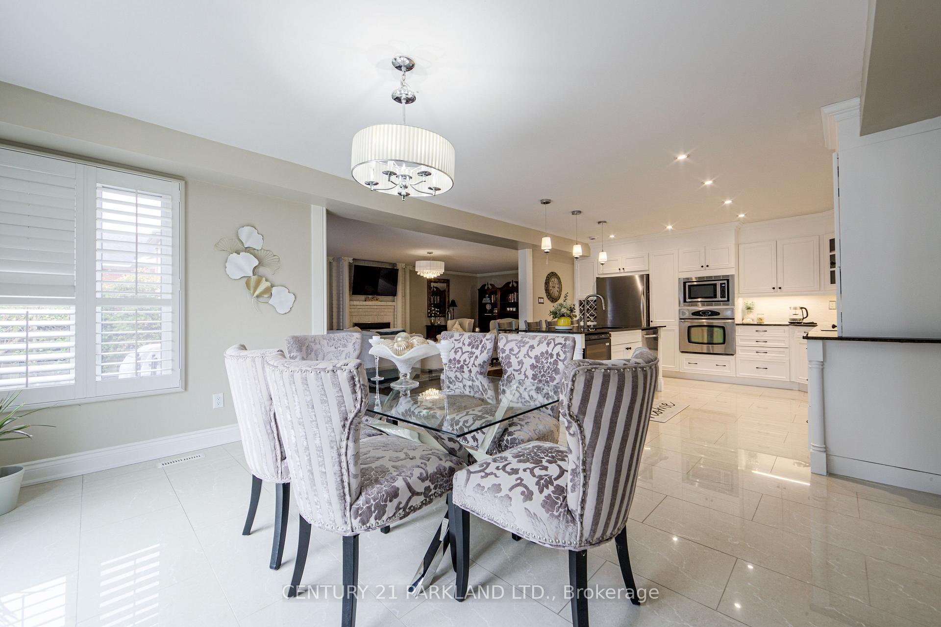 Photo 10 of 1 Radley Street, Vaughan, East Woodbridge — HOMEH