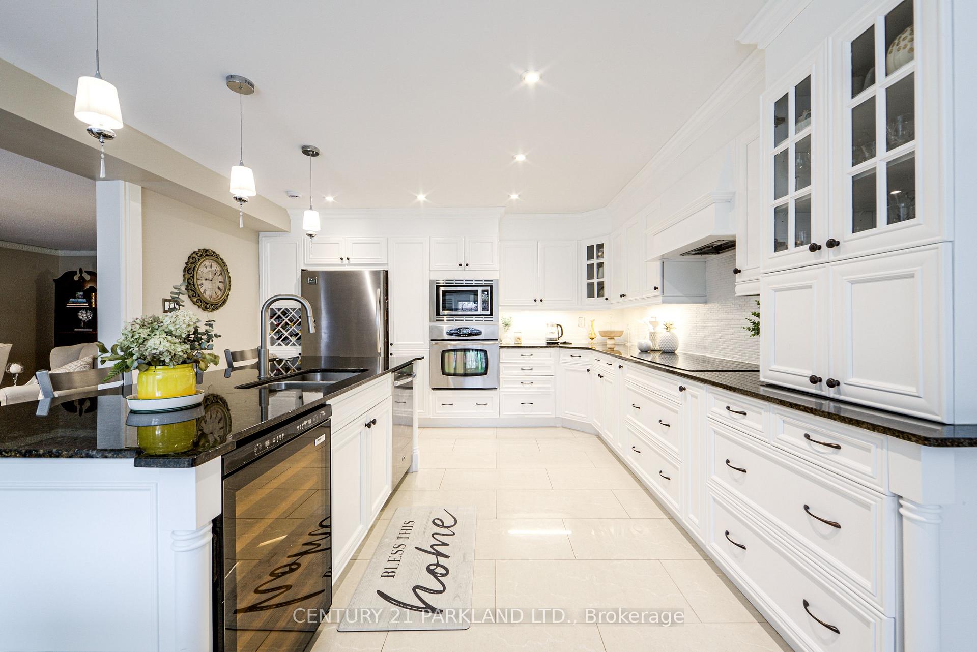 Photo 11 of 1 Radley Street, Vaughan, East Woodbridge — HOMEH