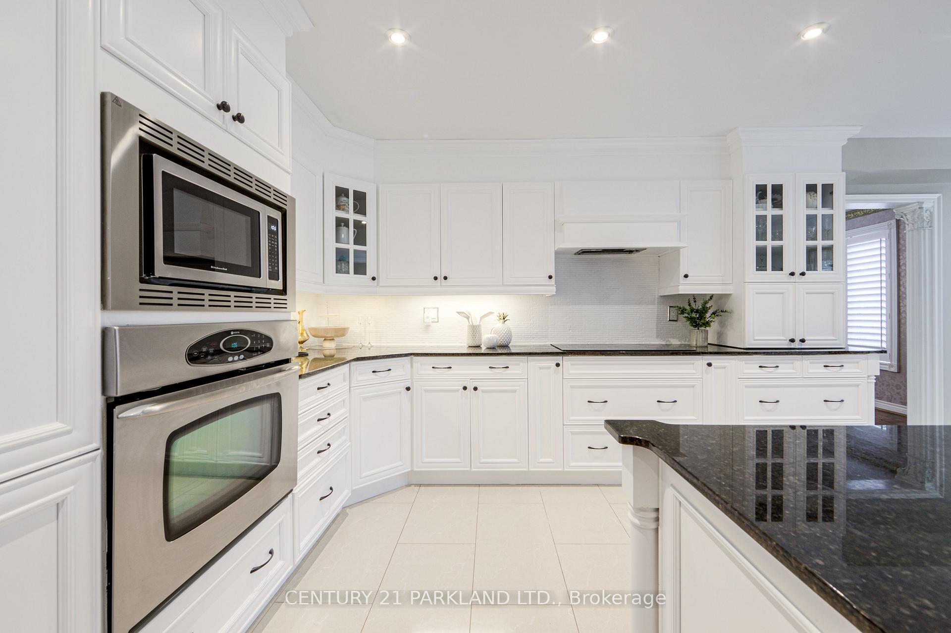 Photo 12 of 1 Radley Street, Vaughan, East Woodbridge — HOMEH