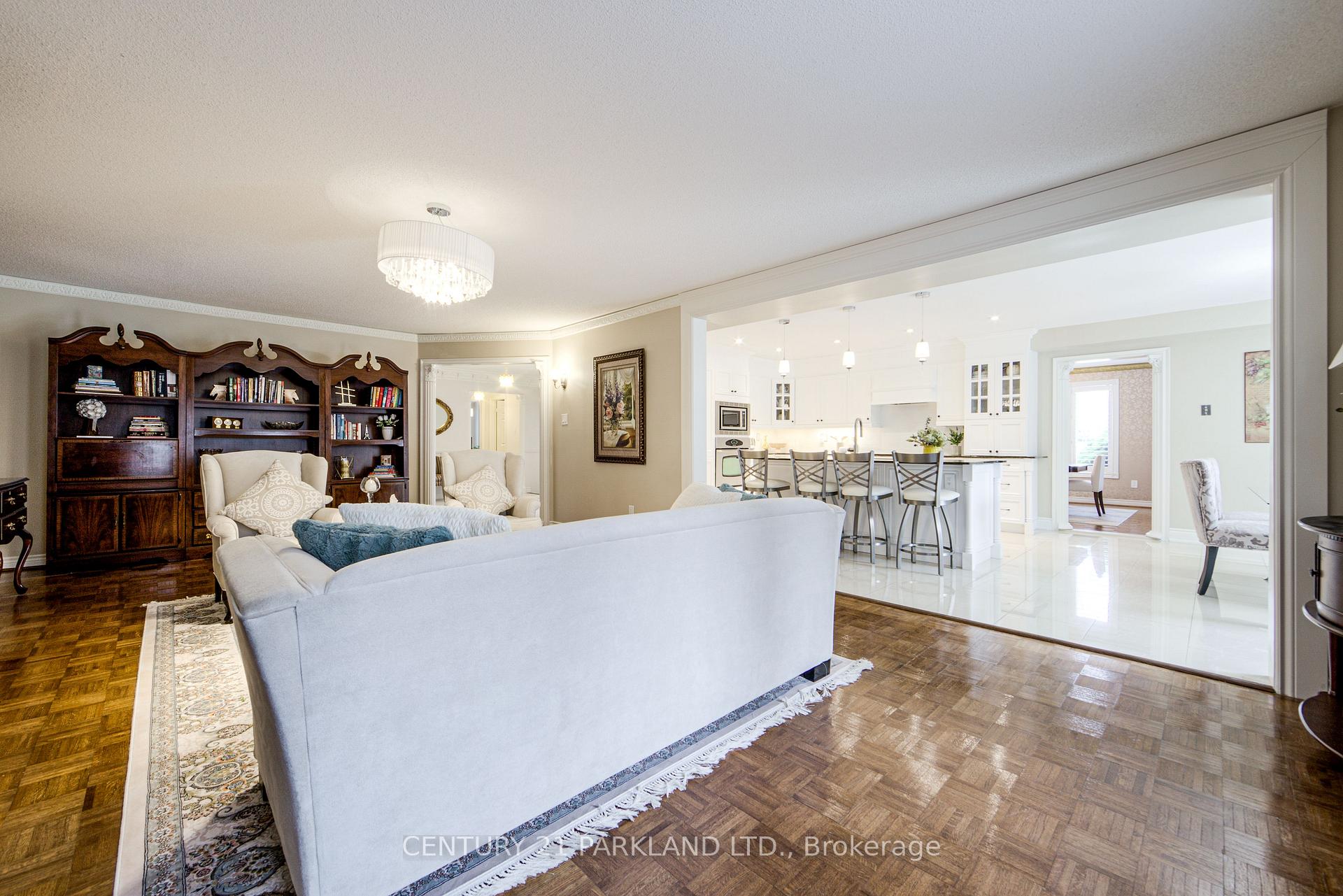 Photo 14 of 1 Radley Street, Vaughan, East Woodbridge — HOMEH