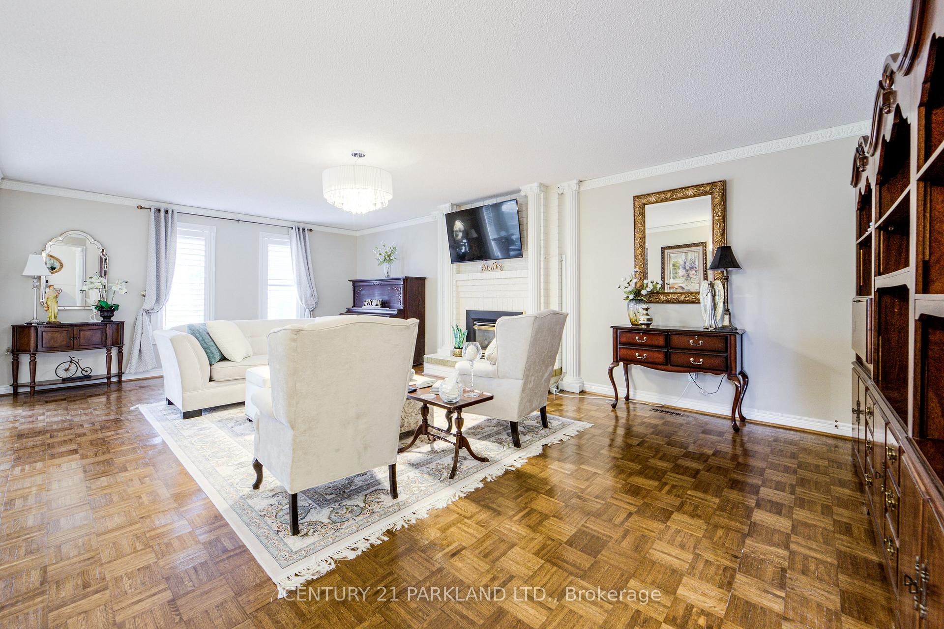 Photo 17 of 1 Radley Street, Vaughan, East Woodbridge — HOMEH