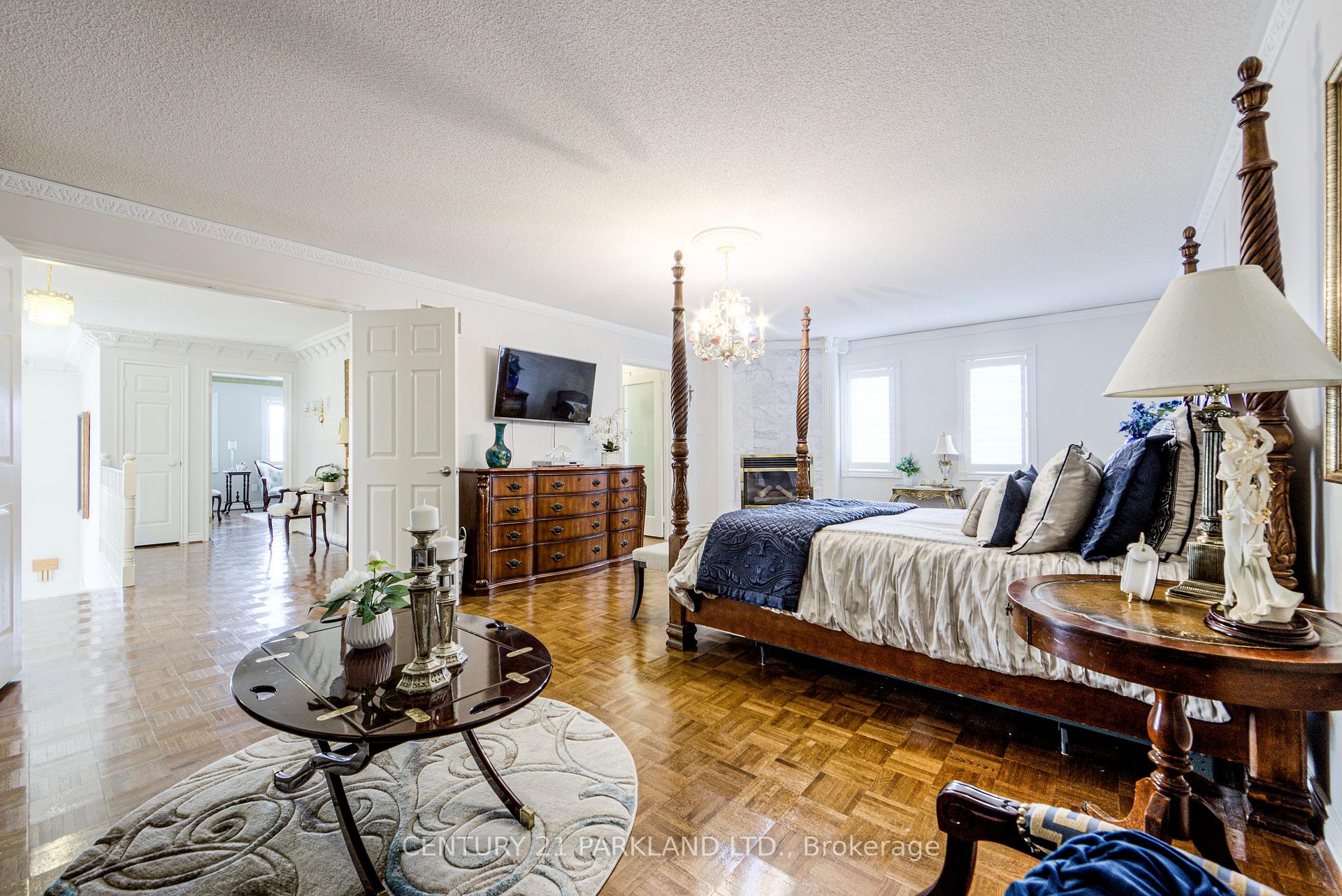 Photo 21 of 1 Radley Street, Vaughan, East Woodbridge — HOMEH