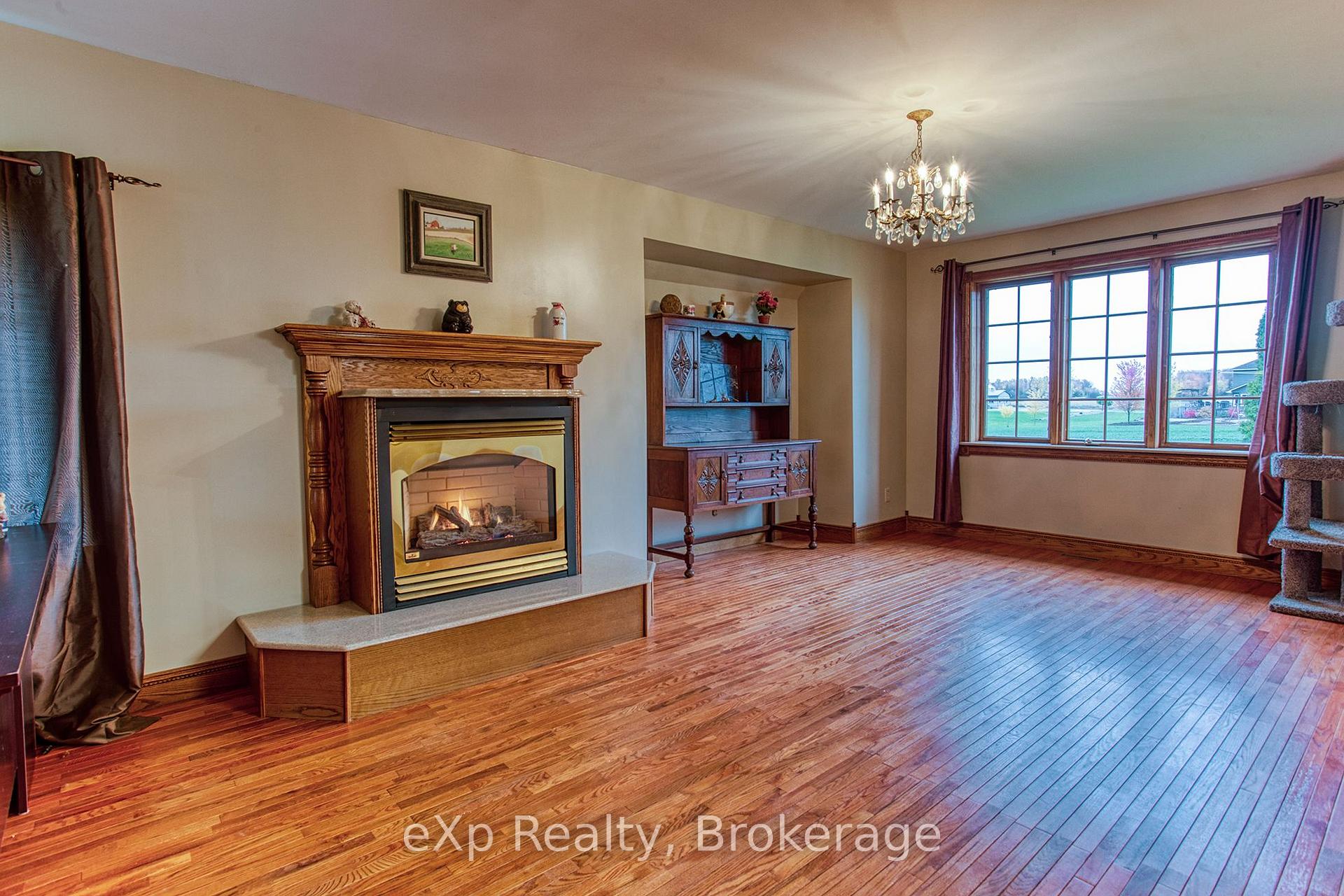 Photo 5 of 41564 Byers Street, Central Huron, Hullett — HOMEH
