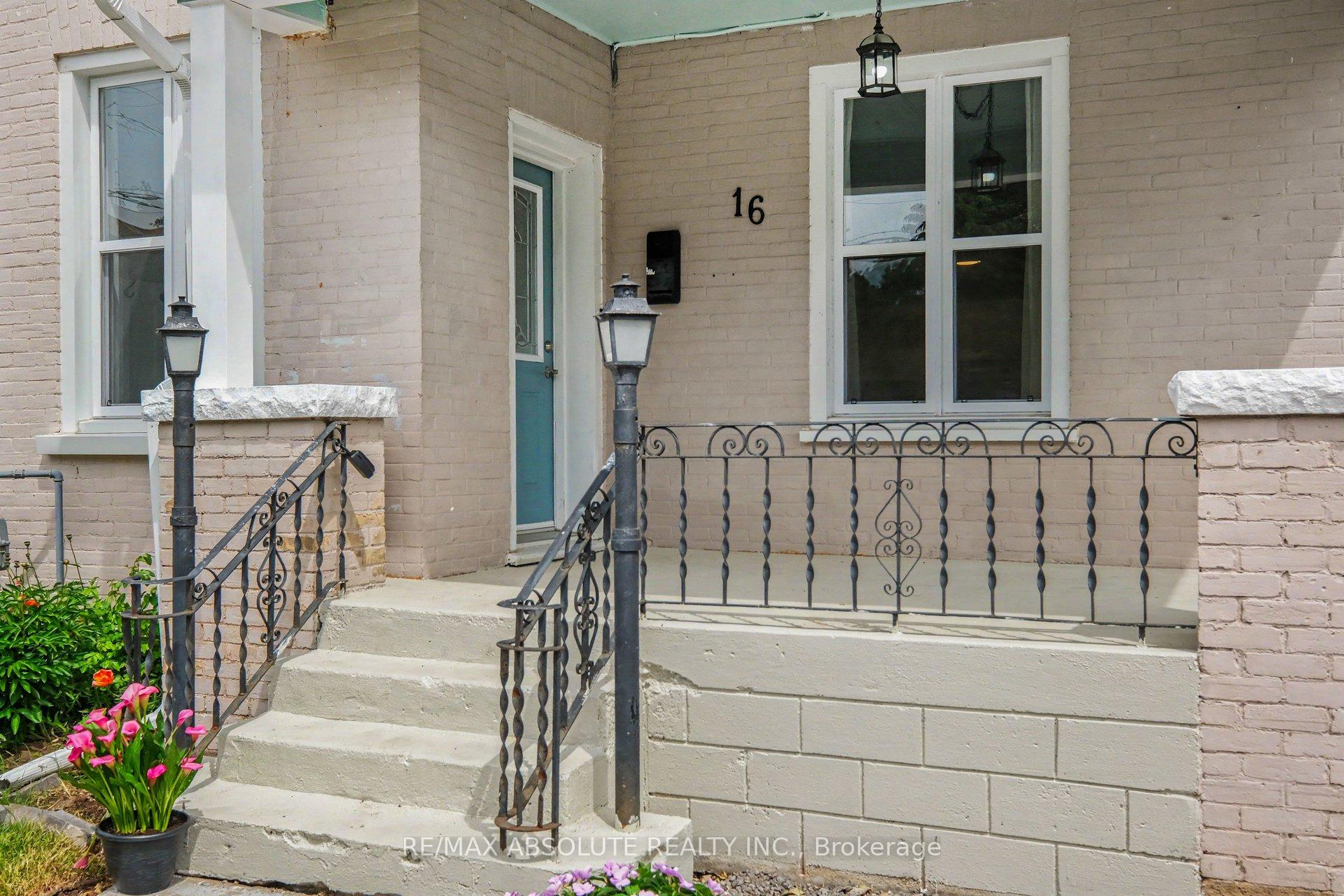 Photo 3 of 16 Glen Avenue, Smiths Falls, Smiths Falls — HOMEH