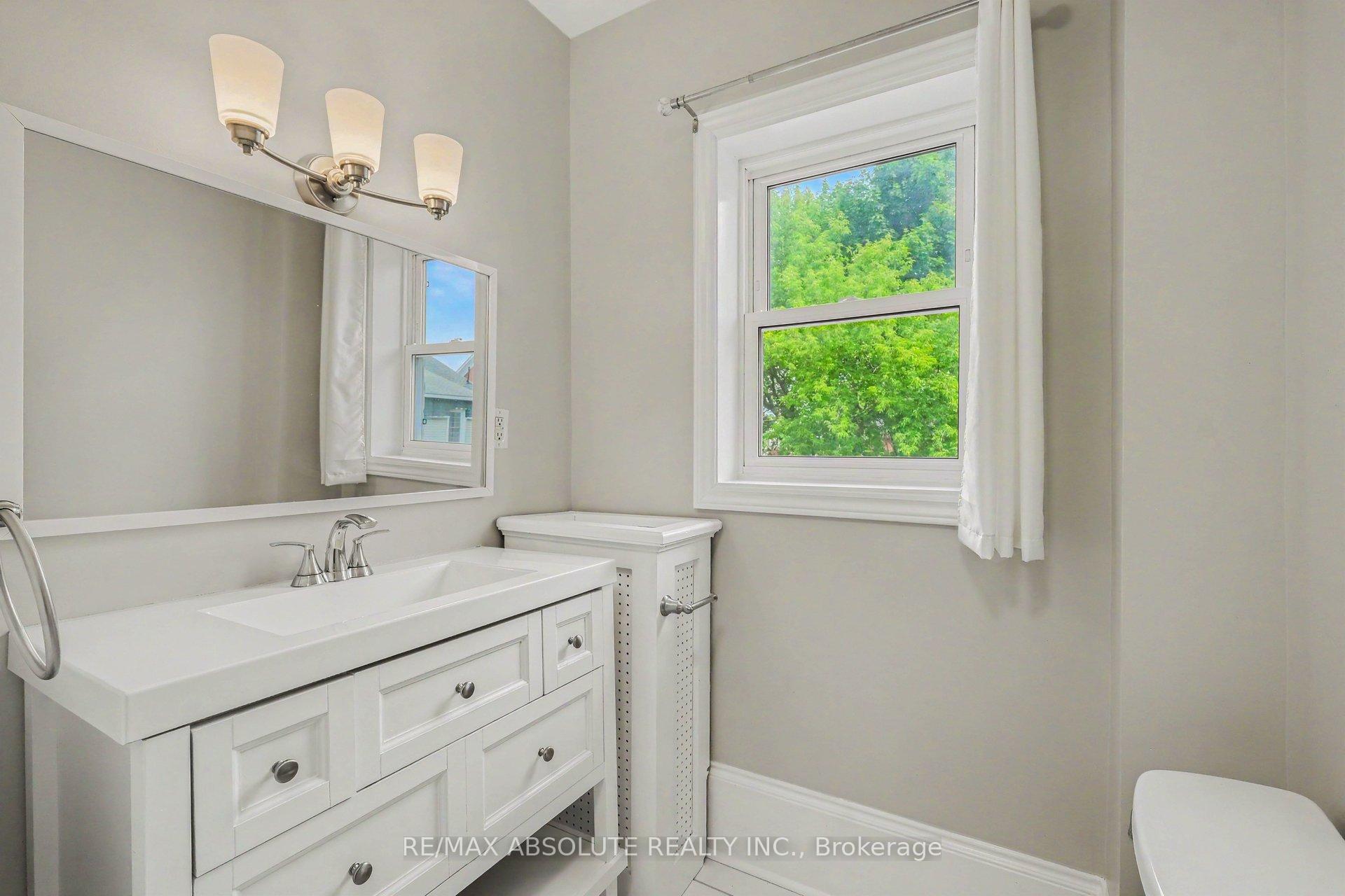 Photo 32 of 16 Glen Avenue, Smiths Falls, Smiths Falls — HOMEH