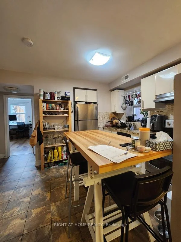 Photo 2 of Unit 1, 490 Brock Avenue, Toronto, Dufferin Grove — HOMEH