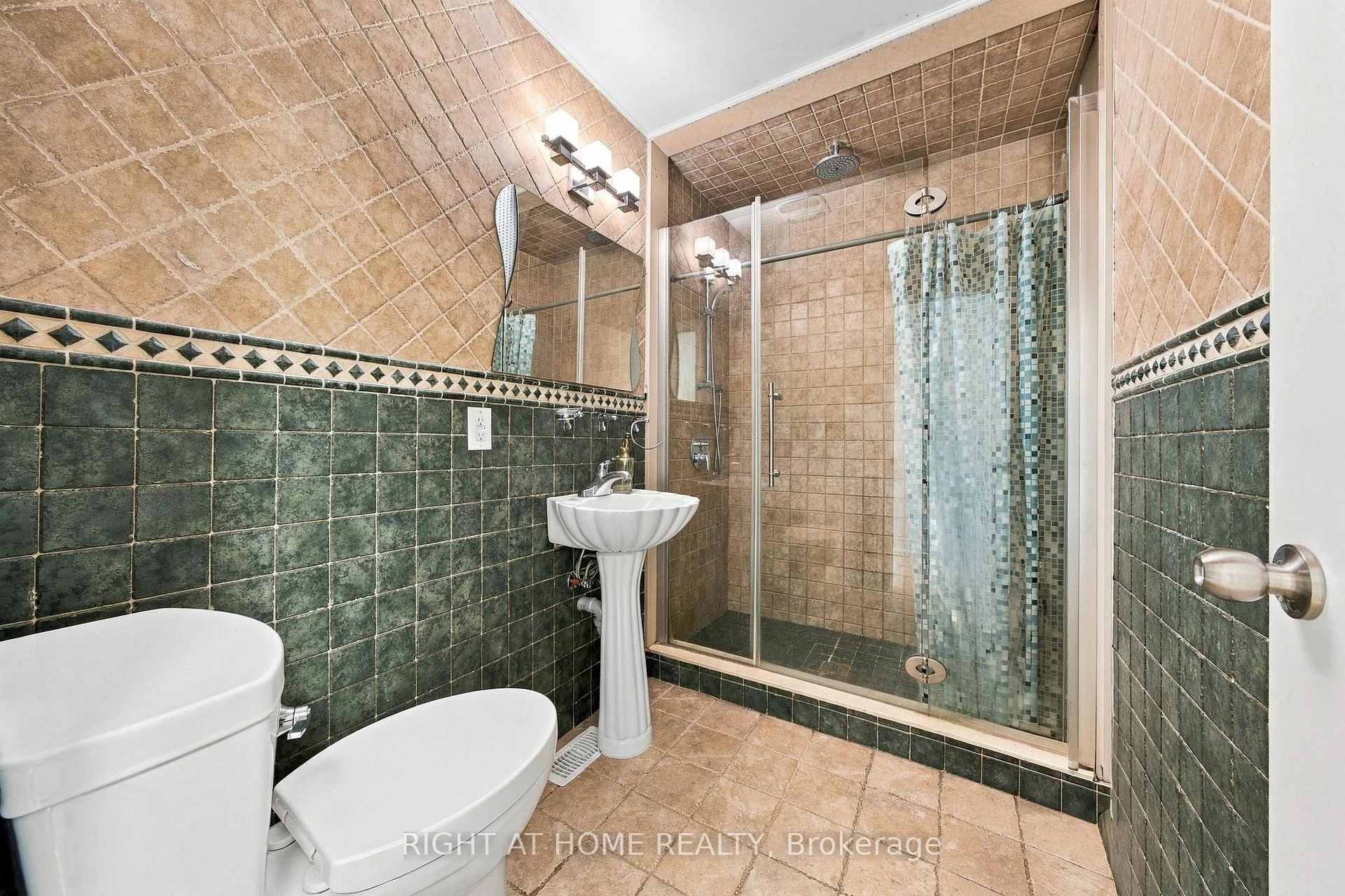 Photo 15 of Unit 1, 490 Brock Avenue, Toronto, Dufferin Grove — HOMEH