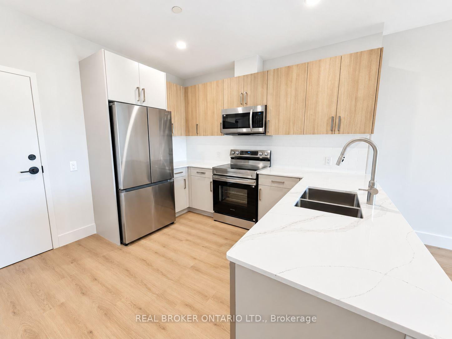 Photo 3 of Unit 405, 8 Hutt Lane, Thorold, Thorold Downtown — HOMEH