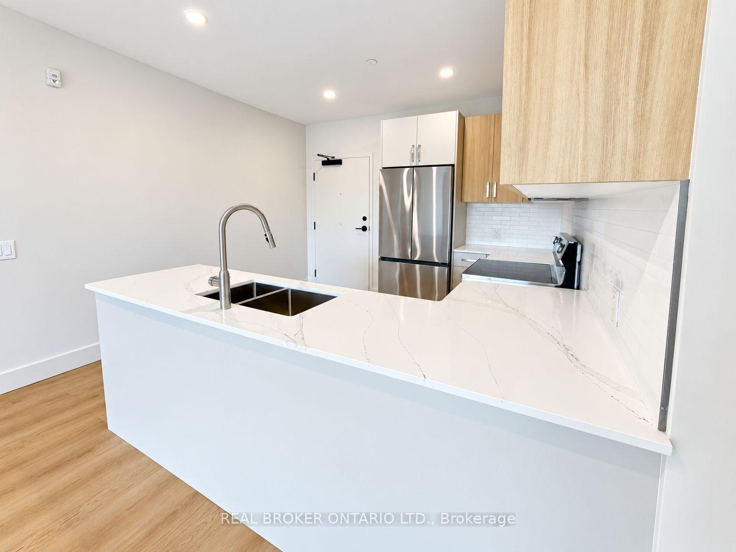 Photo 6 of Unit 405, 8 Hutt Lane, Thorold, Thorold Downtown — HOMEH