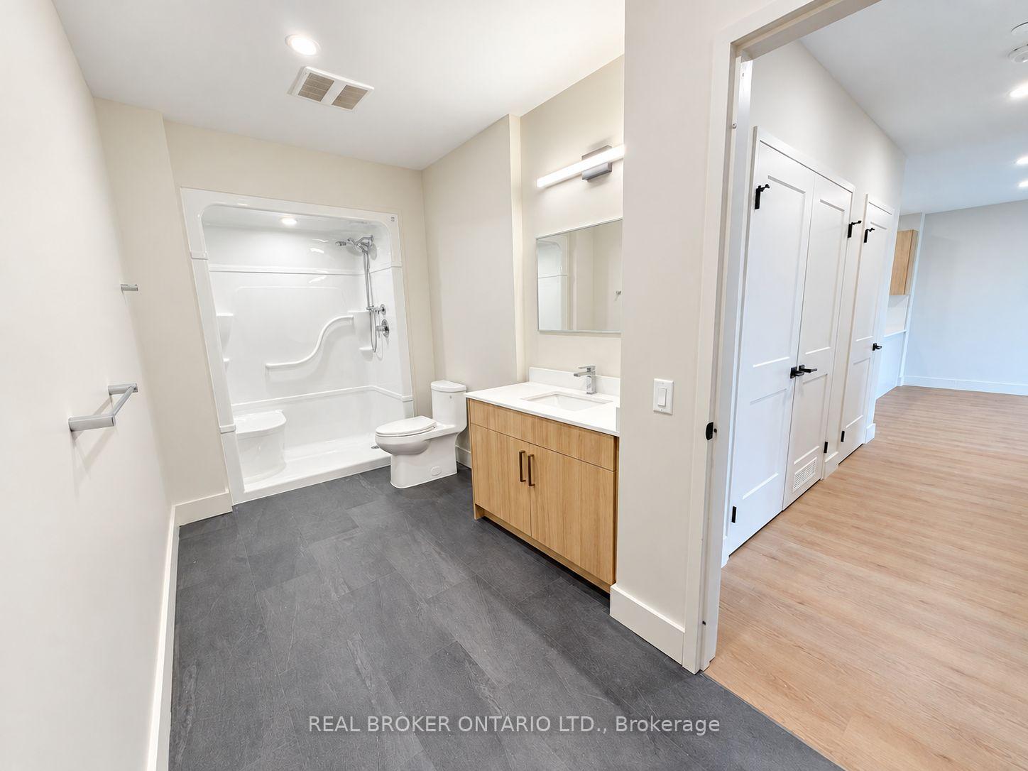 Photo 12 of Unit 405, 8 Hutt Lane, Thorold, Thorold Downtown — HOMEH