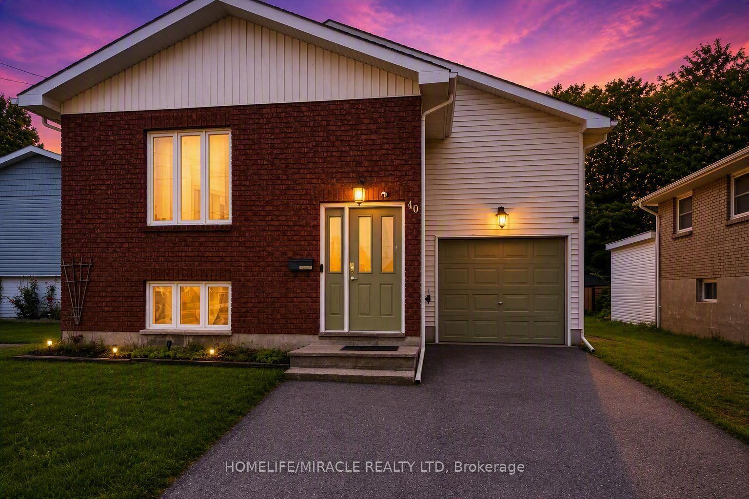 Photo 2 of 40 St Charles Street, Belleville, Belleville Ward — HOMEH