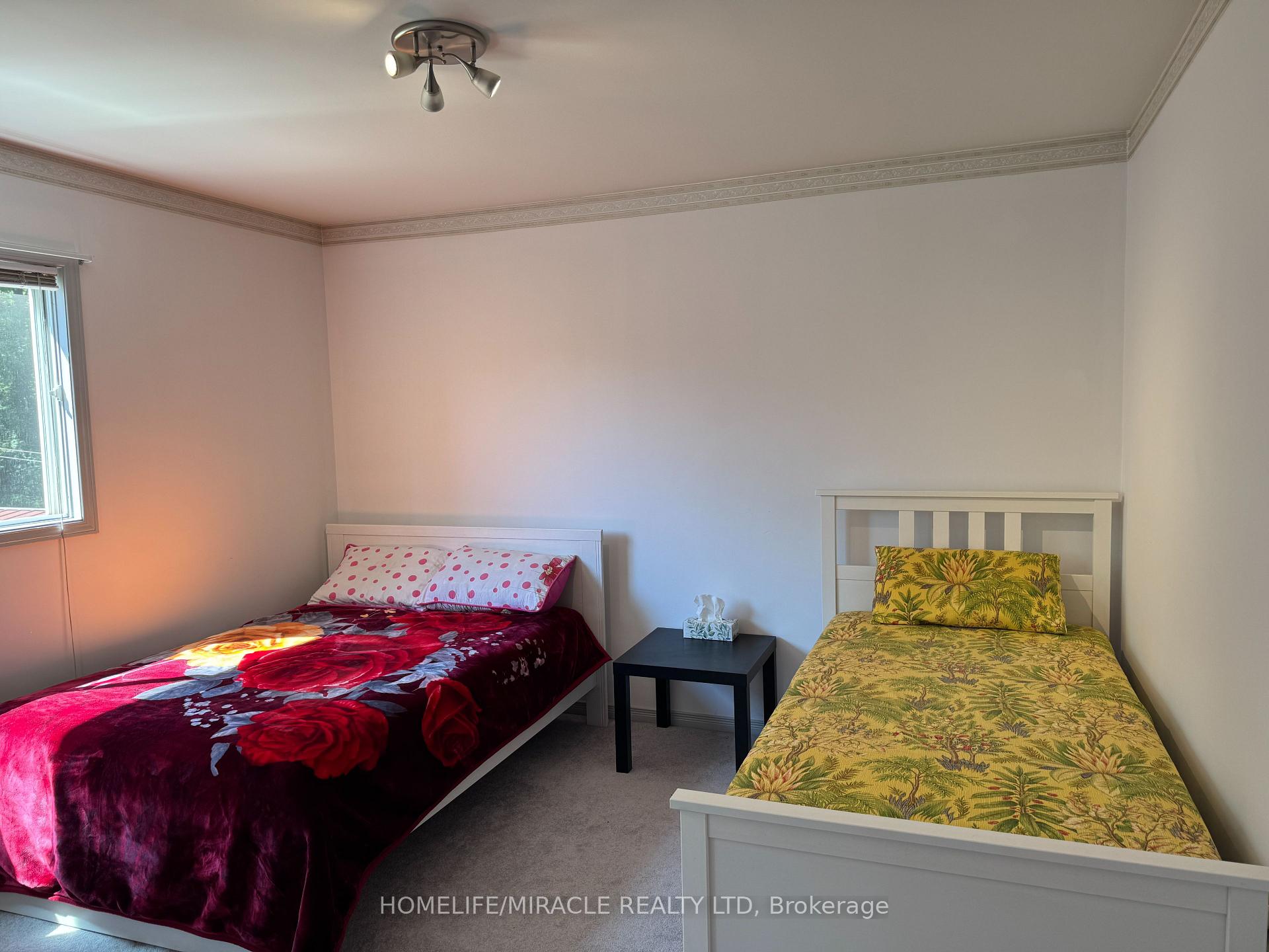 Photo 18 of 40 St Charles Street, Belleville, Belleville Ward — HOMEH