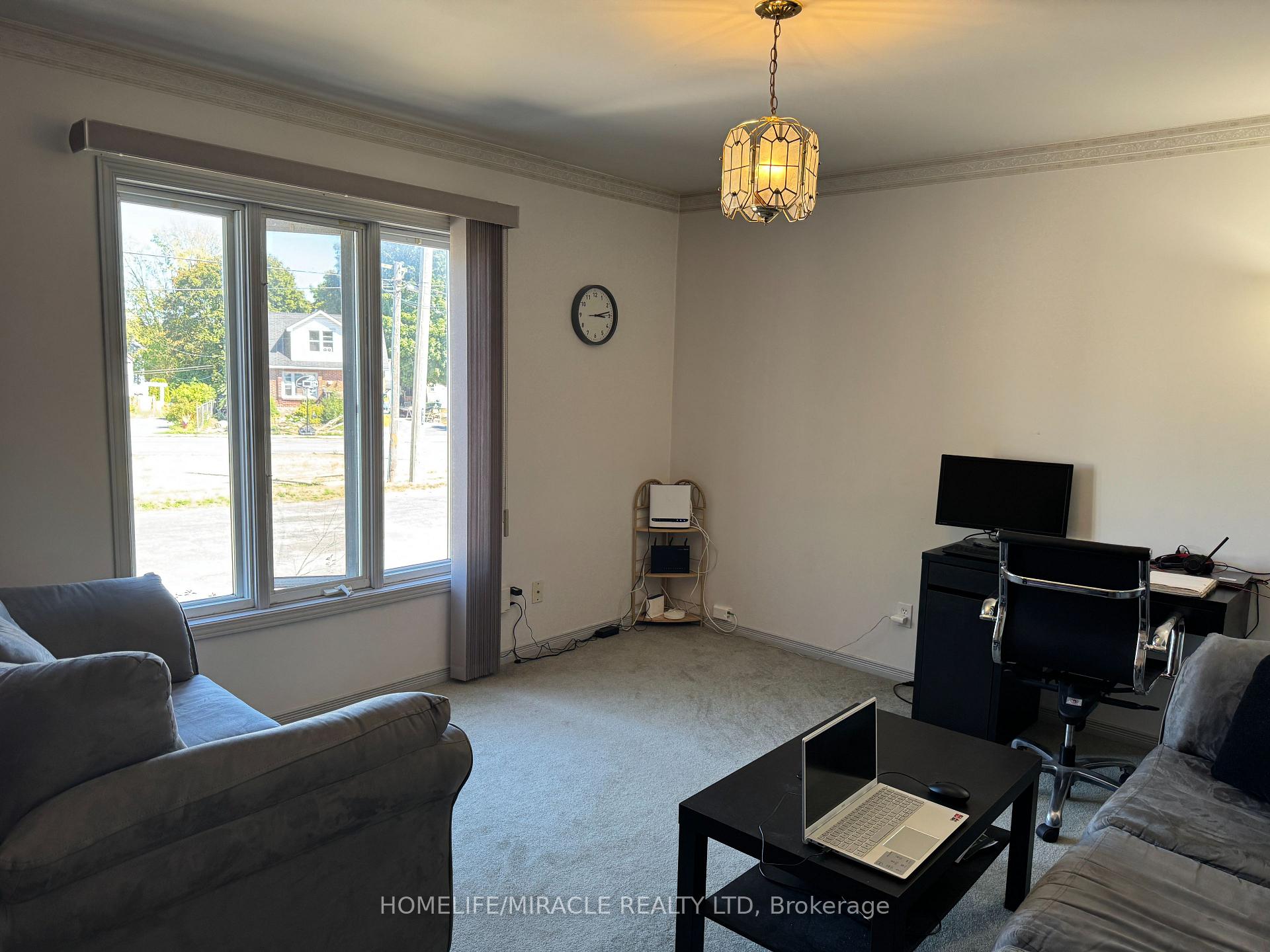 Photo 24 of 40 St Charles Street, Belleville, Belleville Ward — HOMEH