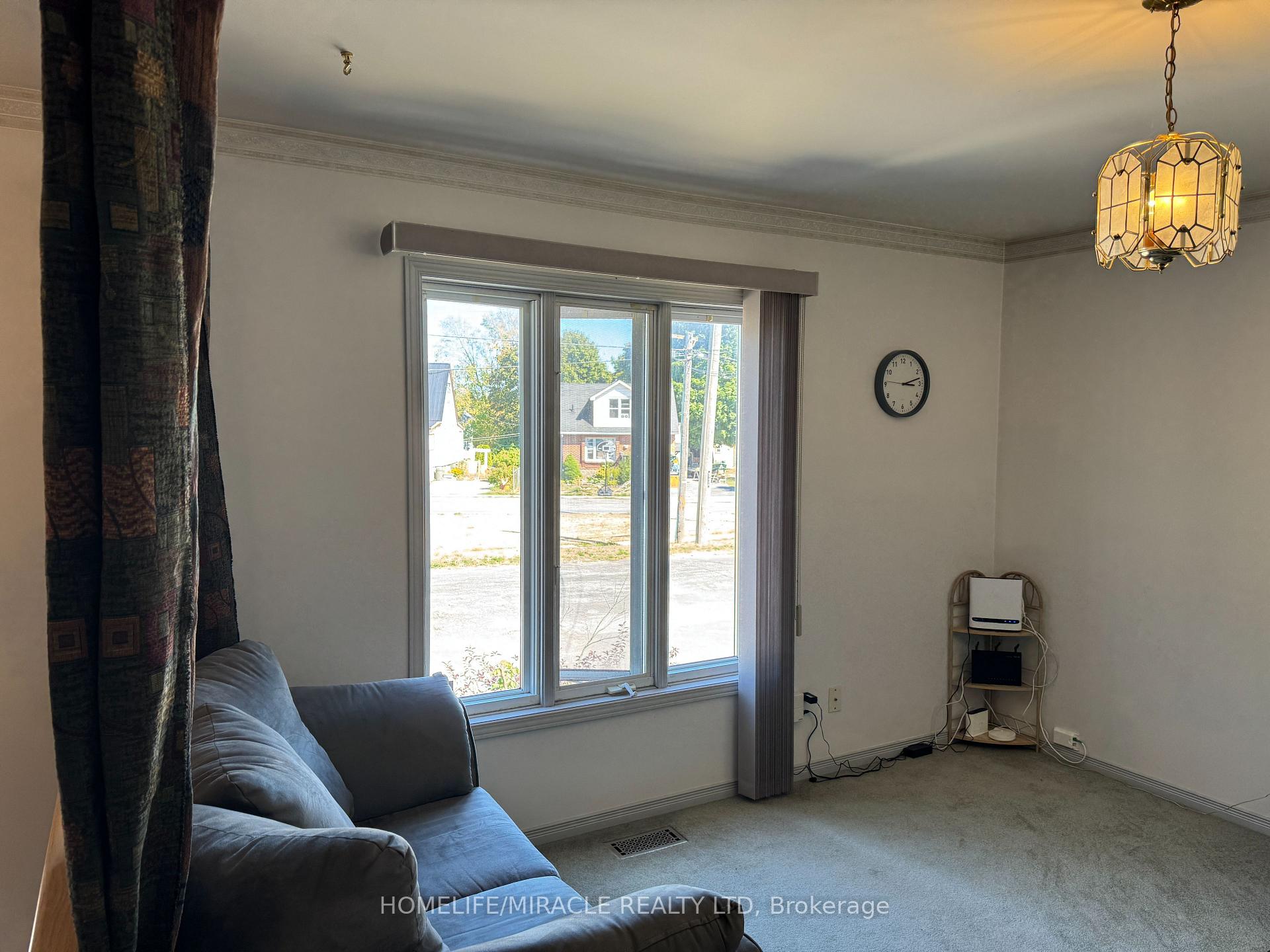 Photo 25 of 40 St Charles Street, Belleville, Belleville Ward — HOMEH