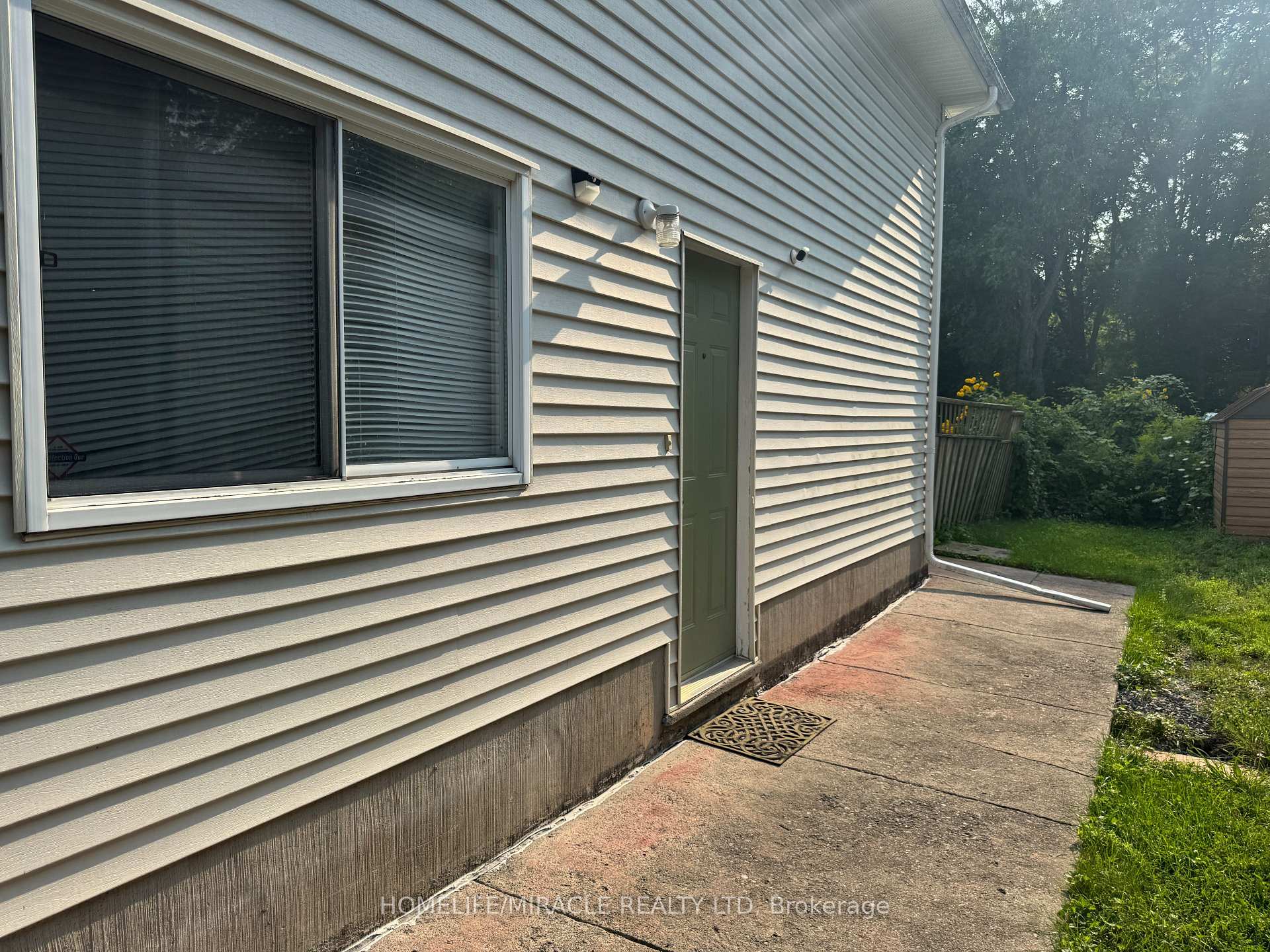 Photo 42 of 40 St Charles Street, Belleville, Belleville Ward — HOMEH