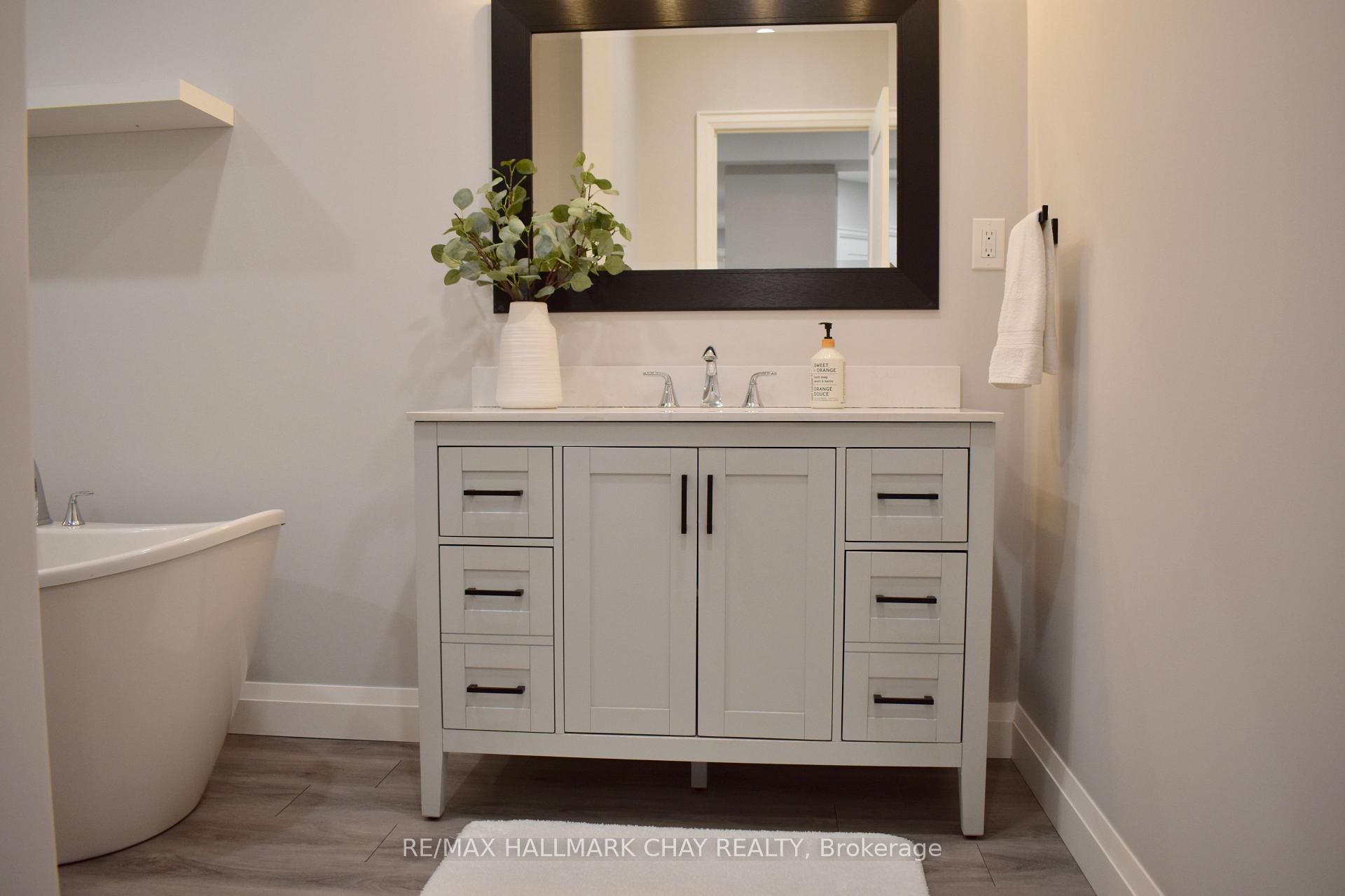 Photo 12 of 1448 B River Road, Wasaga Beach — HOMEH