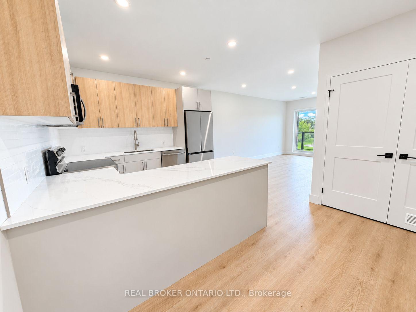 Photo 4 of Unit 504, 8 Hutt Lane, Thorold, Thorold Downtown — HOMEH
