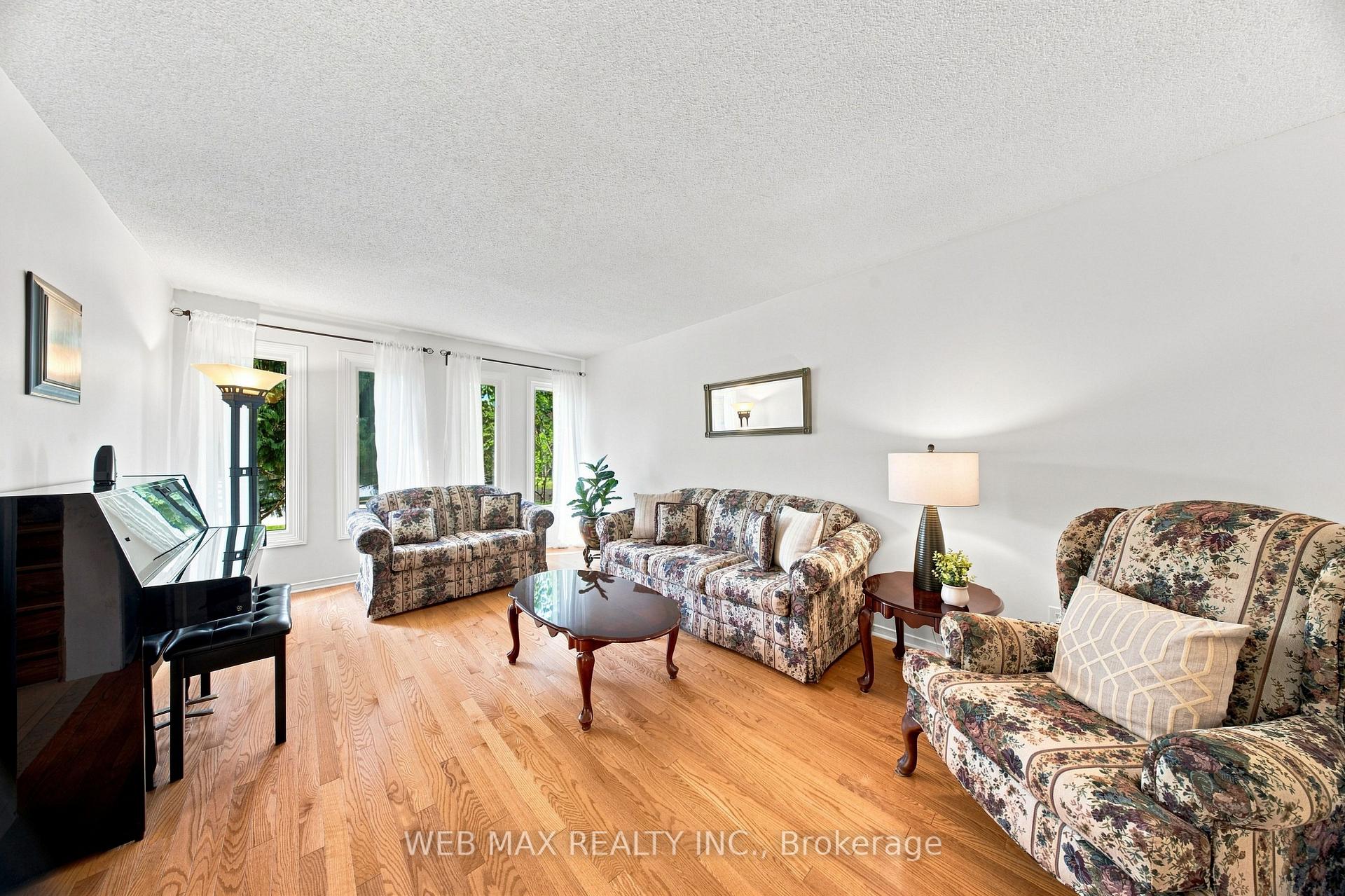 Photo 9 of 2272 Shipwright Road, Oakville, Glen Abbey — HOMEH
