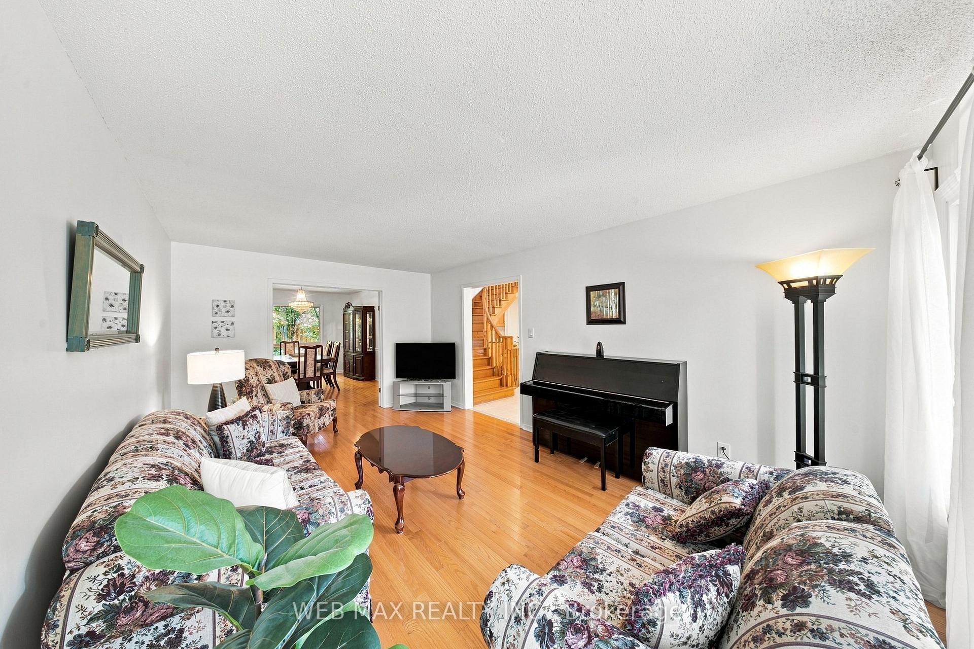 Photo 10 of 2272 Shipwright Road, Oakville, Glen Abbey — HOMEH