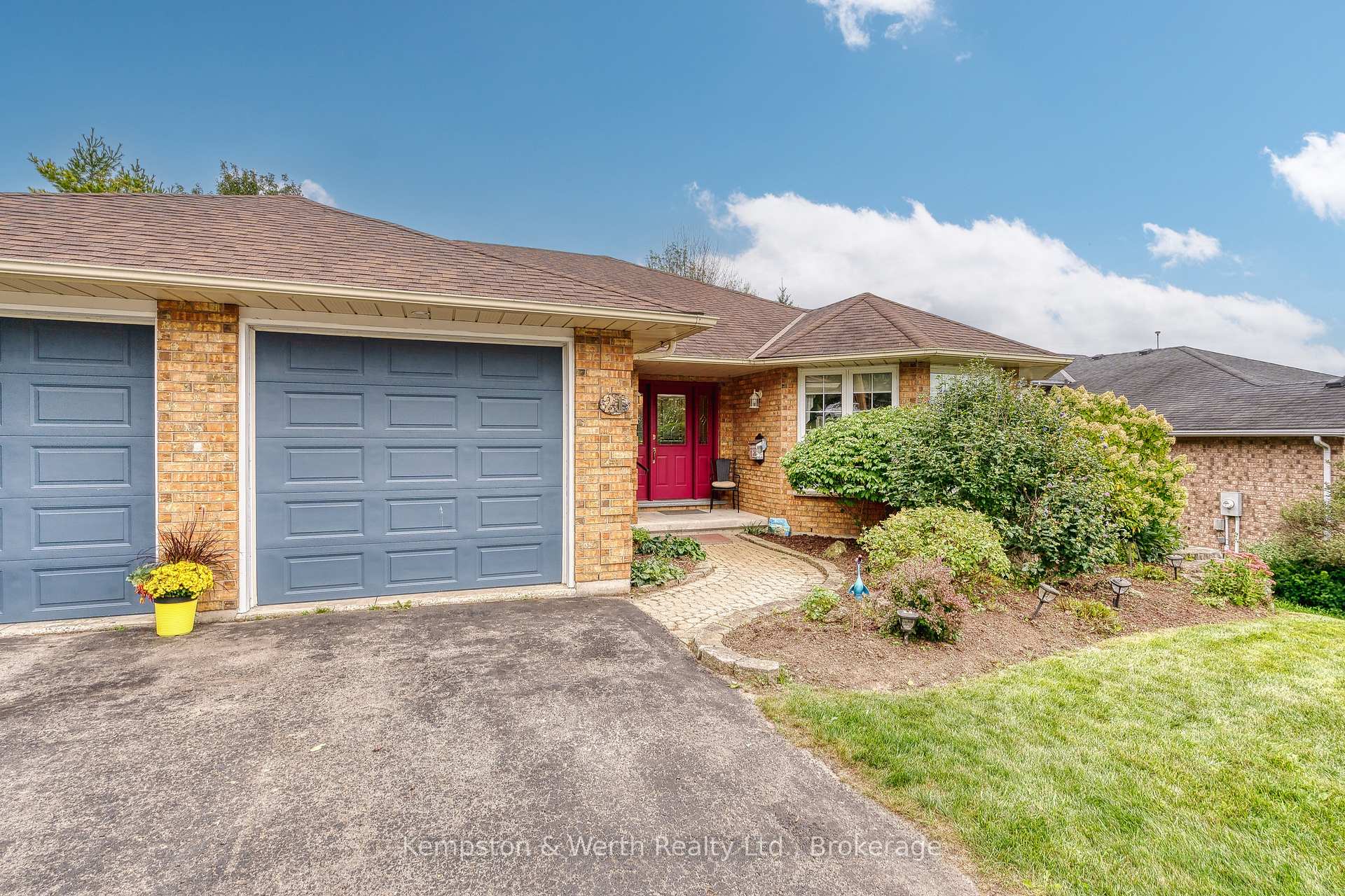Photo 5 of 21 Queen Street, Mapleton, Rural Mapleton — HOMEH