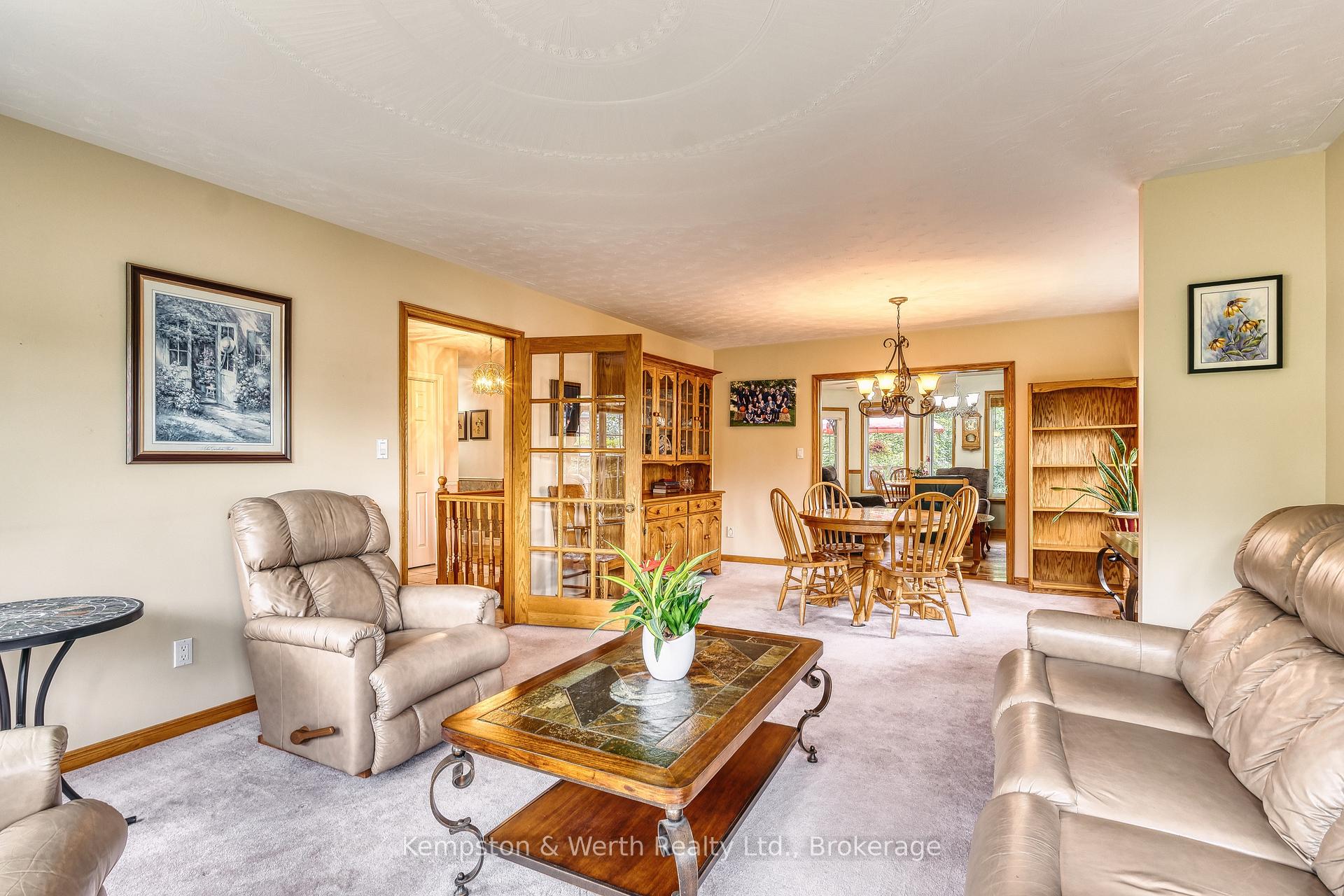 Photo 10 of 21 Queen Street, Mapleton, Rural Mapleton — HOMEH