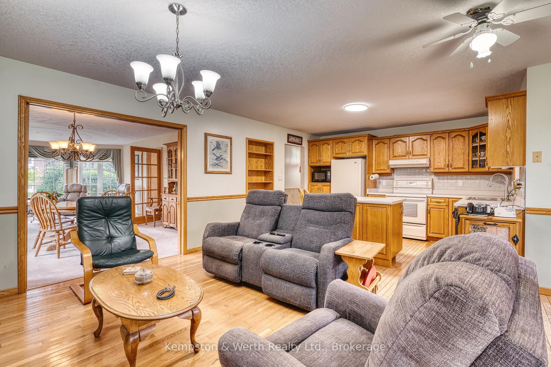 Photo 14 of 21 Queen Street, Mapleton, Rural Mapleton — HOMEH