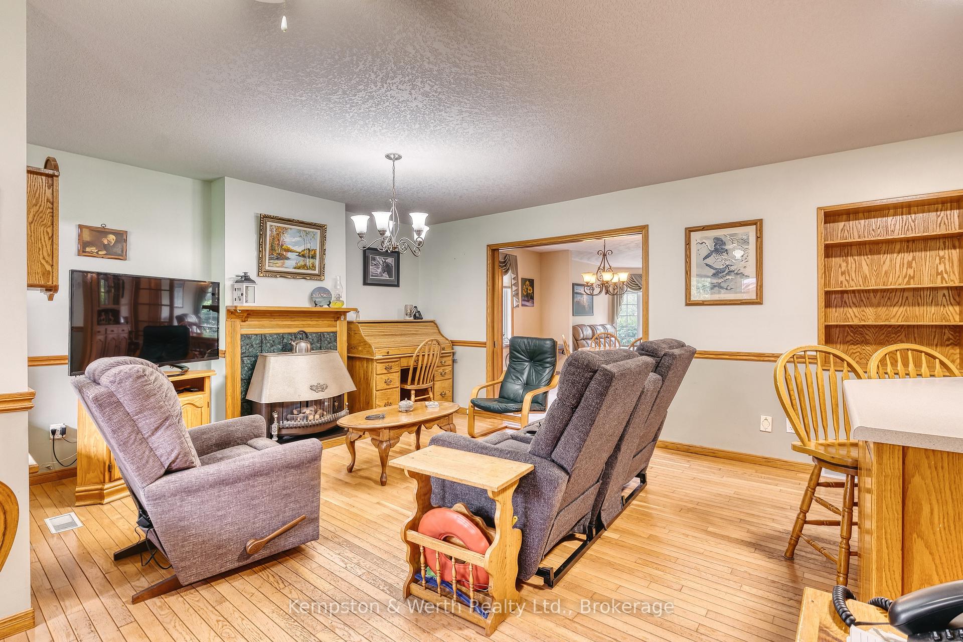 Photo 16 of 21 Queen Street, Mapleton, Rural Mapleton — HOMEH