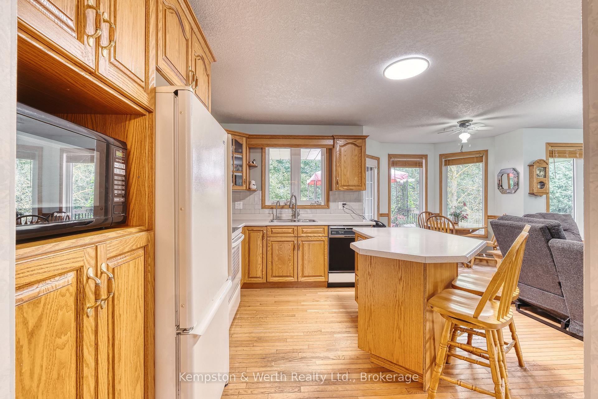 Photo 20 of 21 Queen Street, Mapleton, Rural Mapleton — HOMEH