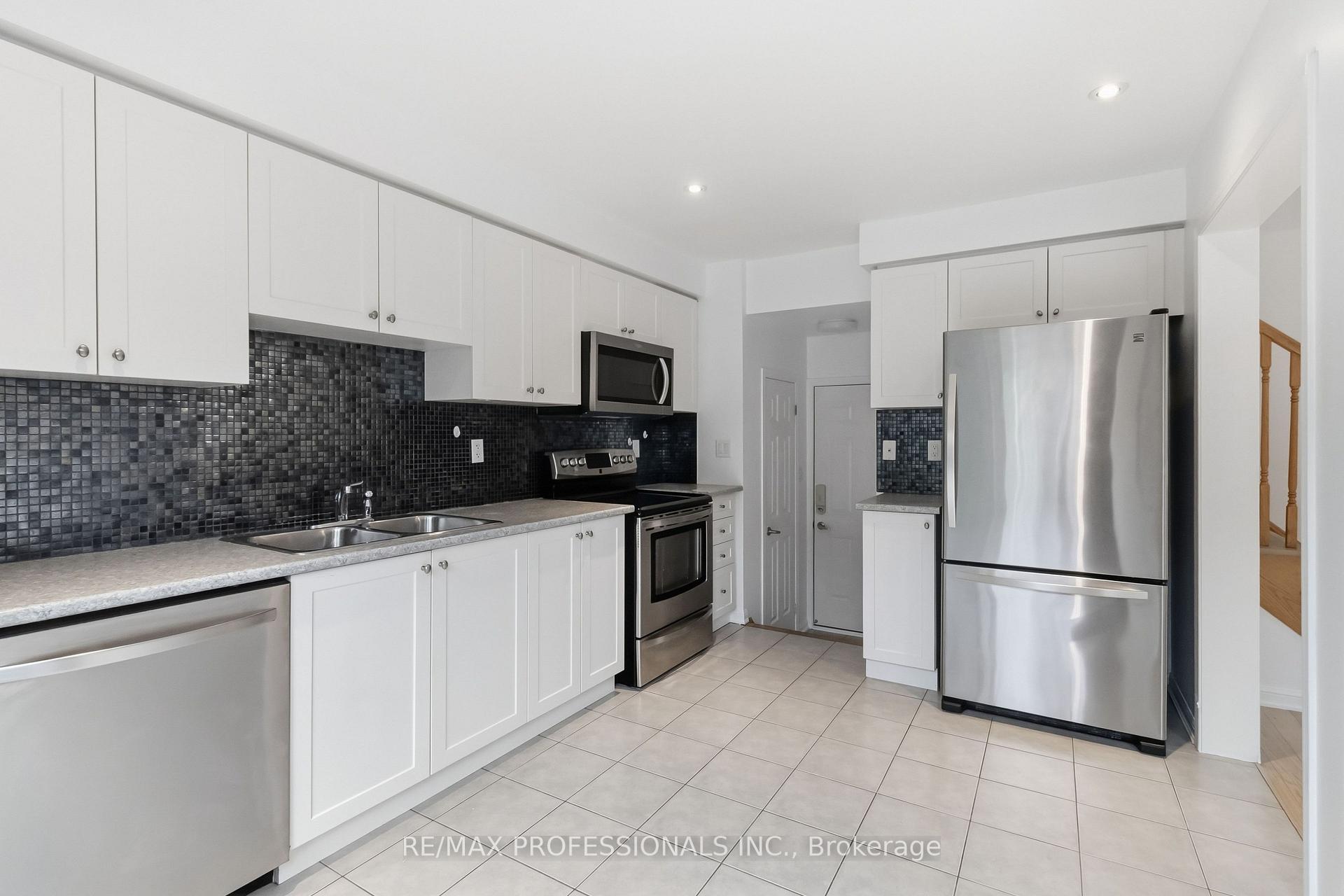 Photo 8 of 587 Cargill Path, Milton, Coates — HOMEH