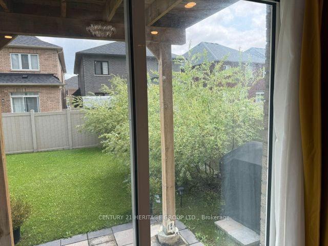 Photo 11 of 23 Goldeneye Drive, East Gwillimbury, Holland Landing — HOMEH