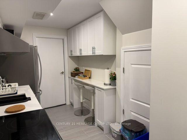 Photo 17 of 23 Goldeneye Drive, East Gwillimbury, Holland Landing — HOMEH