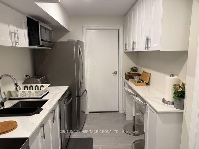 Photo 18 of 23 Goldeneye Drive, East Gwillimbury, Holland Landing — HOMEH