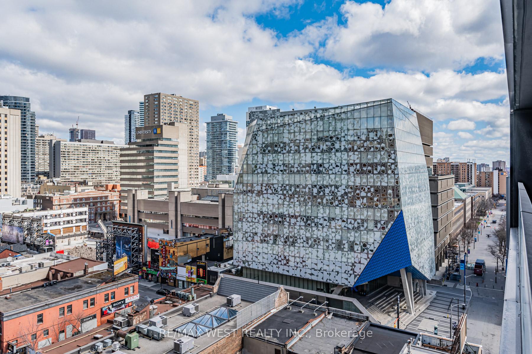 Photo 13 of Unit 901, 20 Edward Street, Toronto, Bay Street Corridor — HOMEH