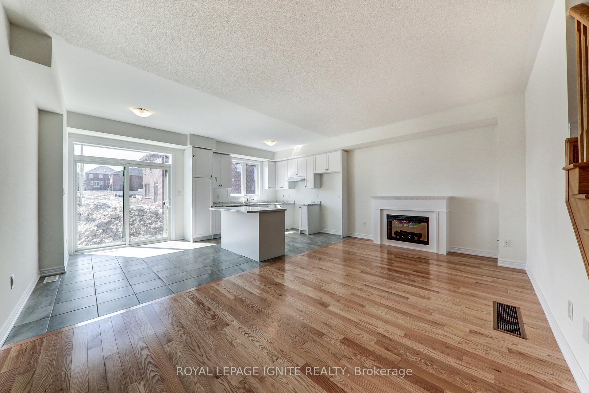 Photo 2 of 1141 Sepia Square, Pickering, Rural Pickering — HOMEH