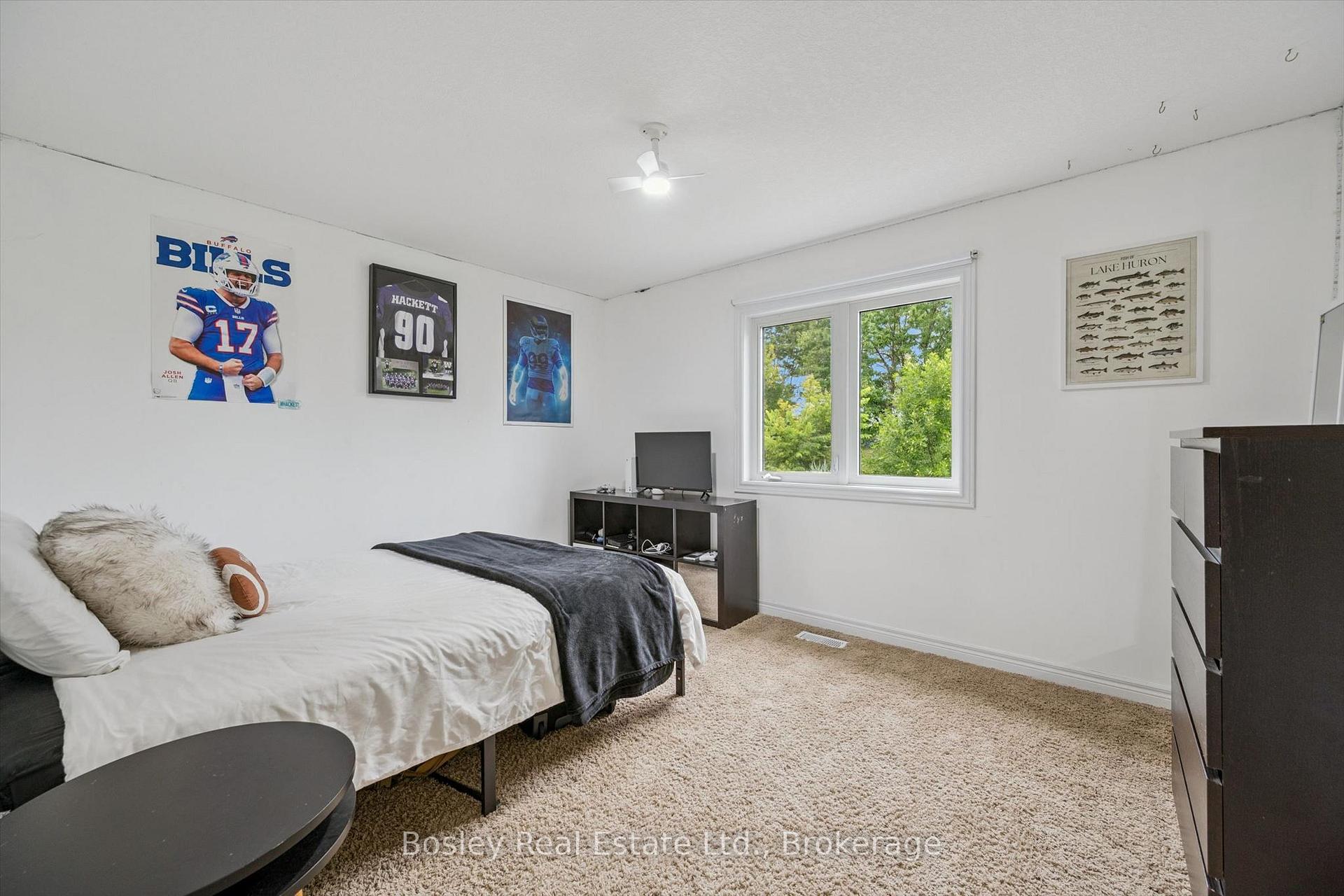 Photo 25 of 94 Maplecrest Drive, Woolwich, Breslau — HOMEH
