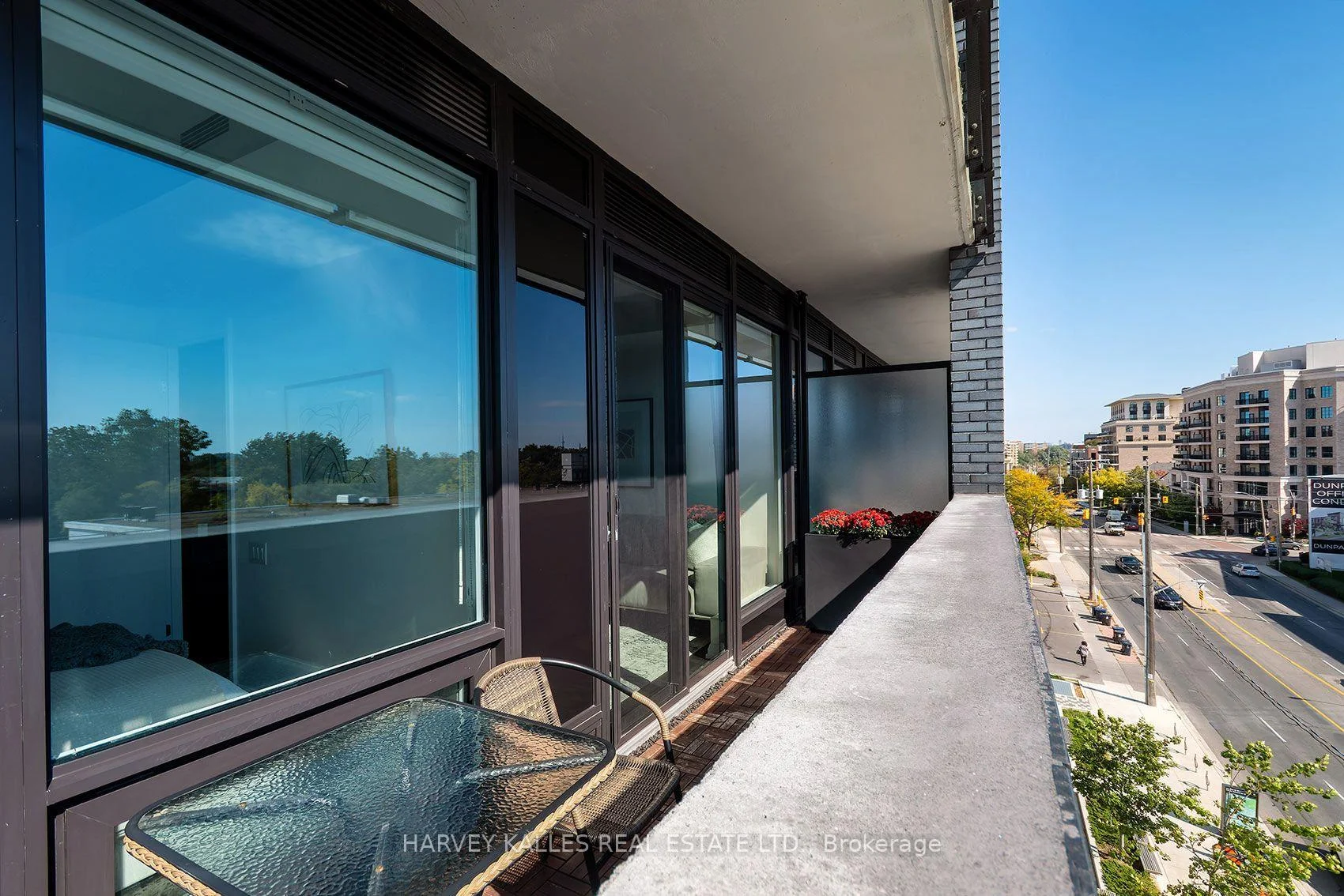 Photo 46 of Unit 412, 4208 Dundas Street W, Etobicoke, Edenbridge-Humber Valley — HOMEH